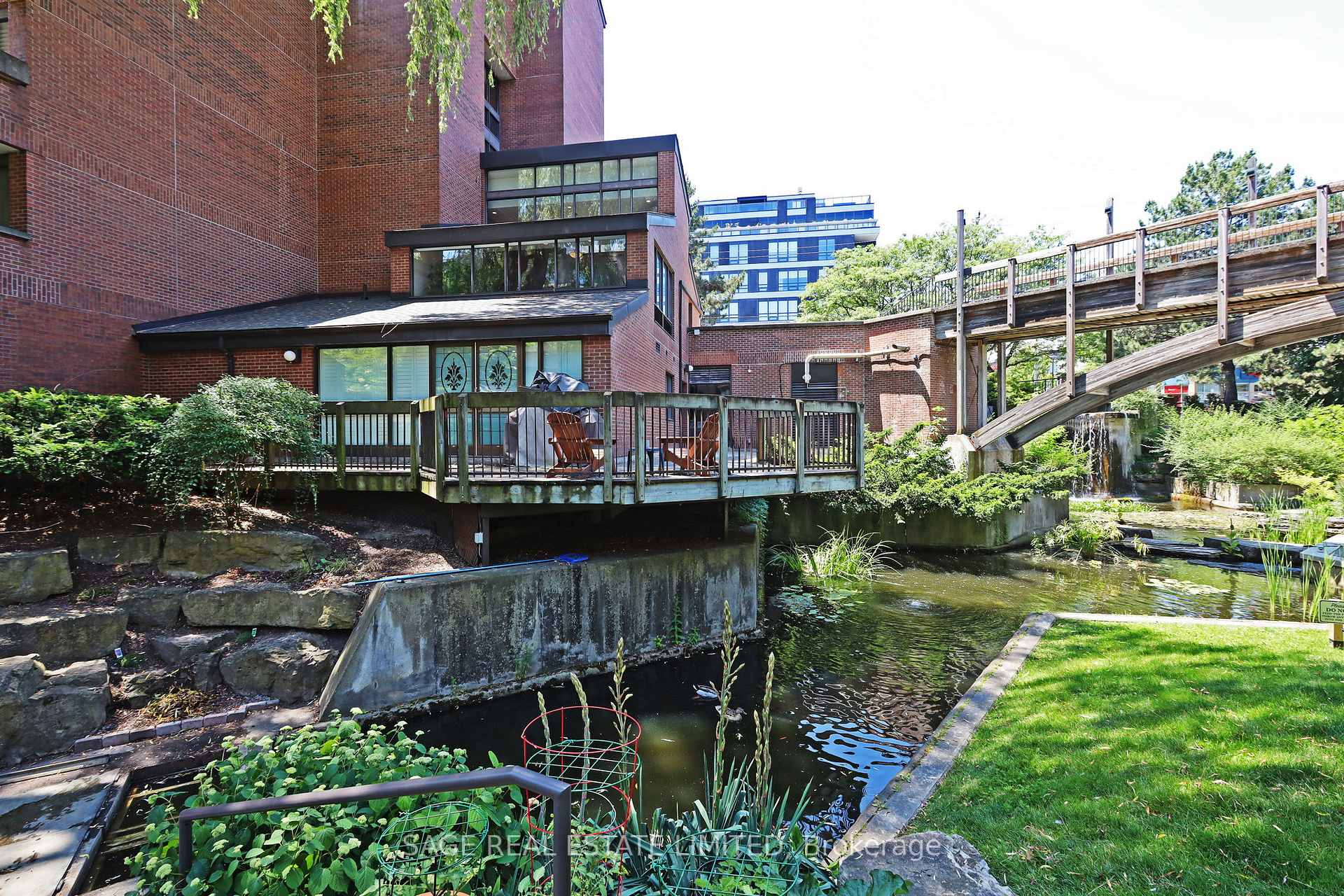 Photo 37 of Unit 316, 40 Sylvan Valley Way, Toronto, Bedford Park-Nortown — HOMEH