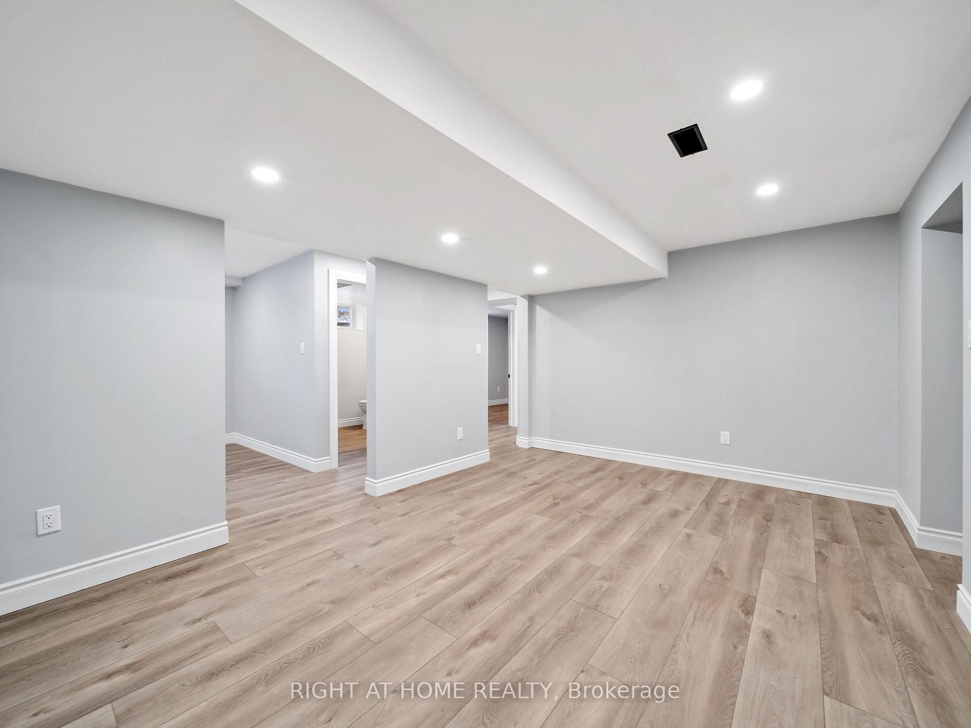 Photo 10 of Unit LOWER, 282 Grove Street E, Barrie, Wellington — HOMEH
