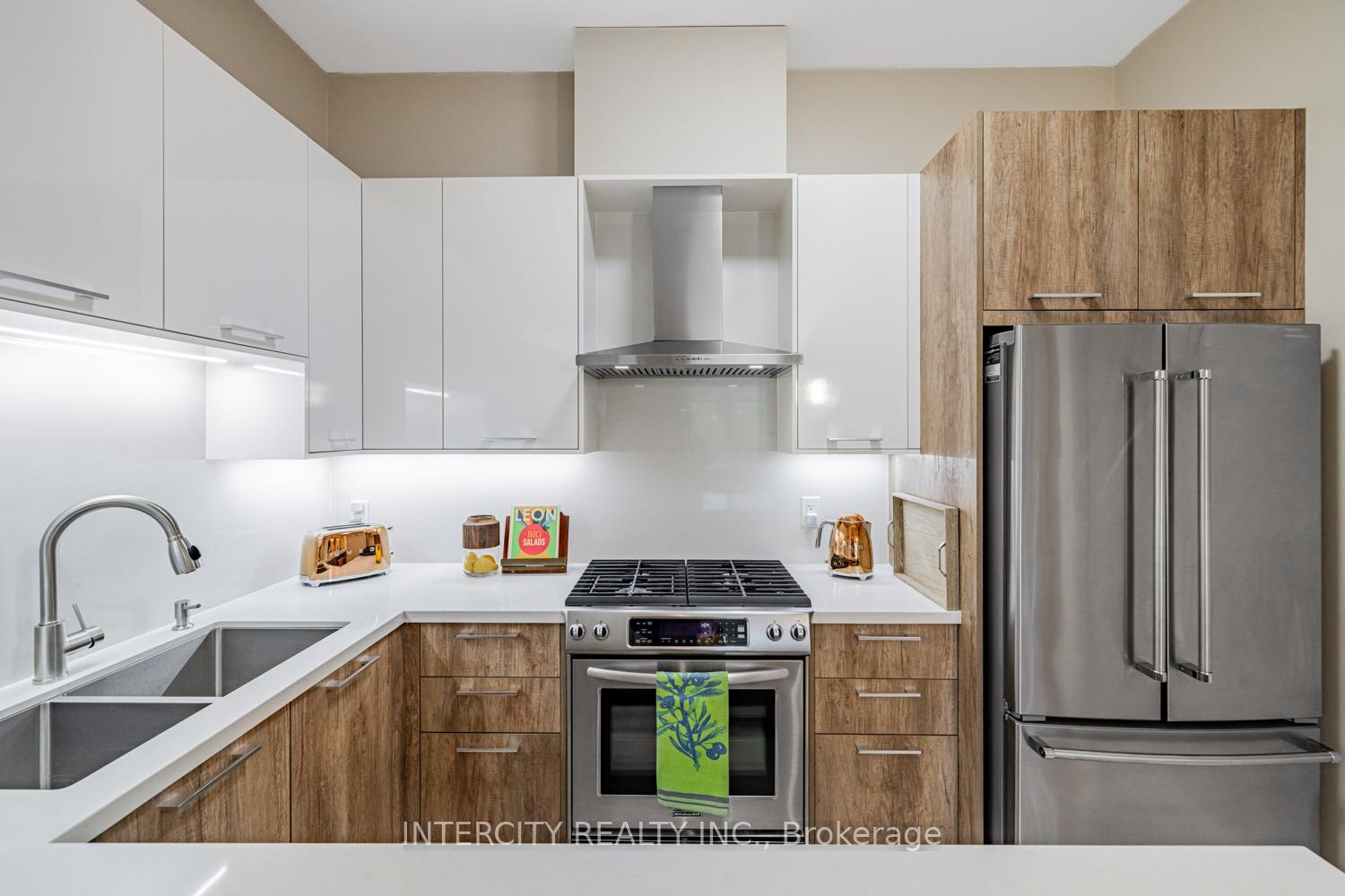 Photo 11 of Unit 428, 80 Burns Boulevard, King, King City — HOMEH
