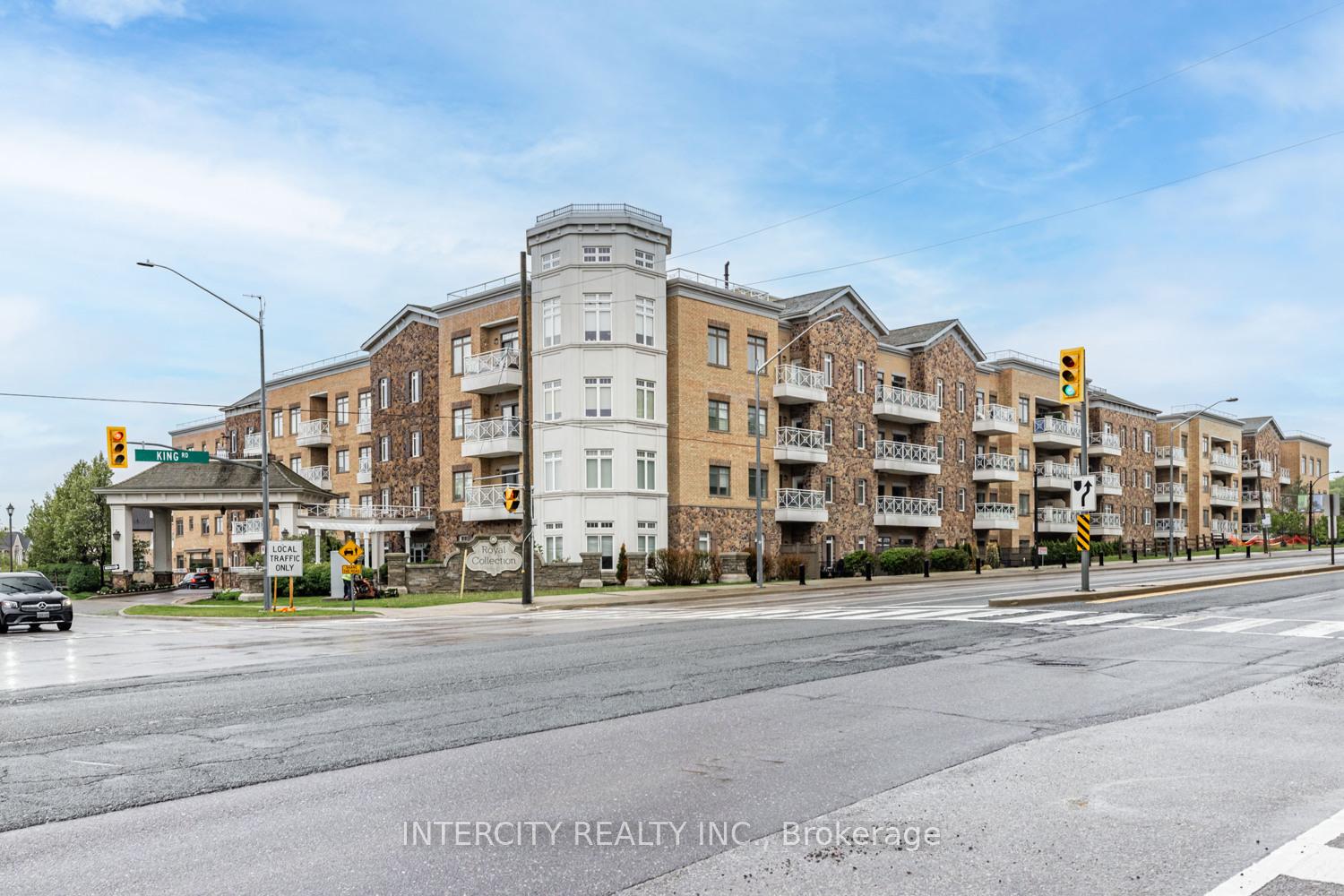 Photo 24 of Unit 428, 80 Burns Boulevard, King, King City — HOMEH