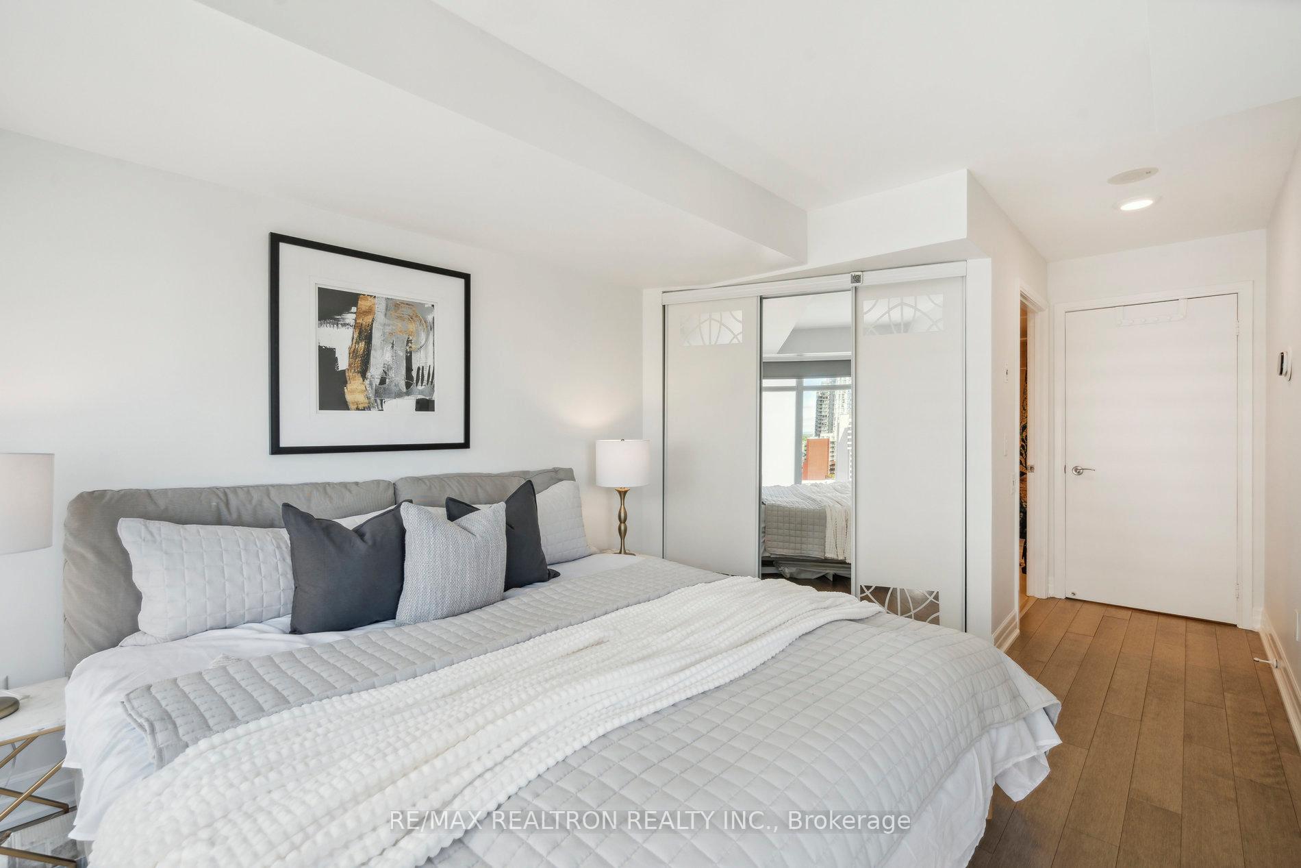Photo 13 of Unit 1908, 2181 Yonge Street, Toronto, Mount Pleasant West — HOMEH
