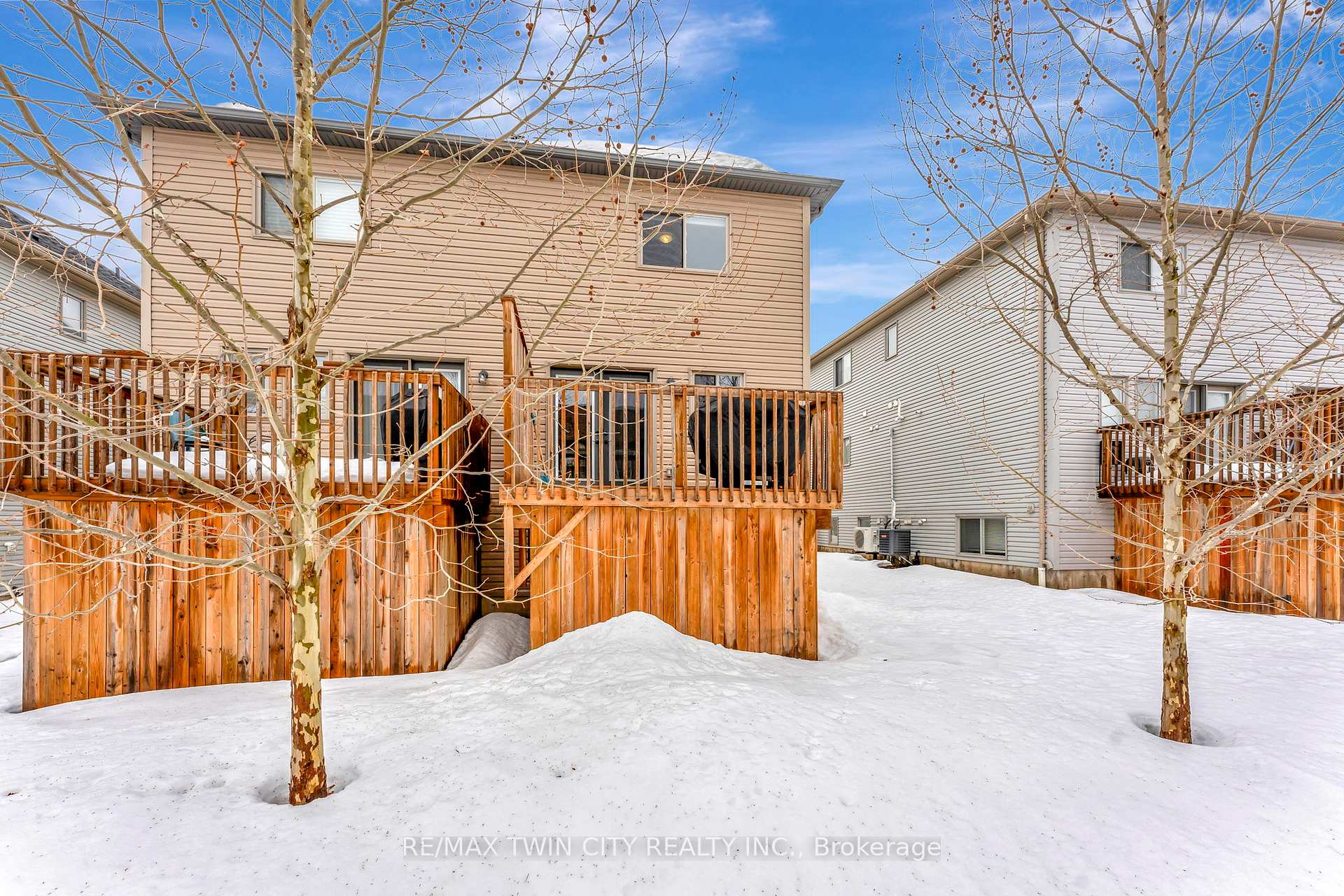 Photo 25 of Unit 9B, 388 Old Huron Road, Kitchener, Brigadoon — HOMEH