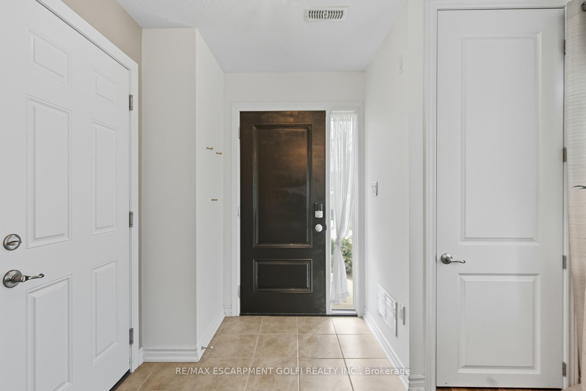 Photo 3 of Unit 62, 377 Glancaster Road, Hamilton, Rural Glanbrook — HOMEH