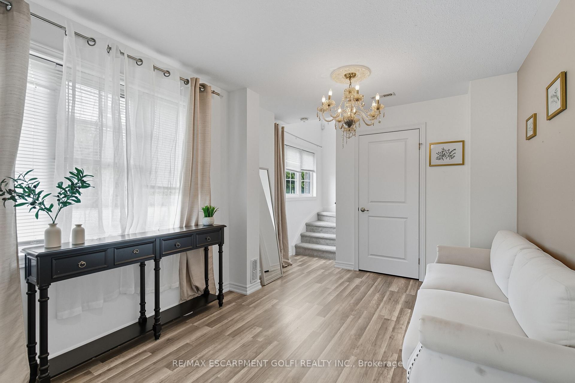 Photo 5 of Unit 62, 377 Glancaster Road, Hamilton, Rural Glanbrook — HOMEH