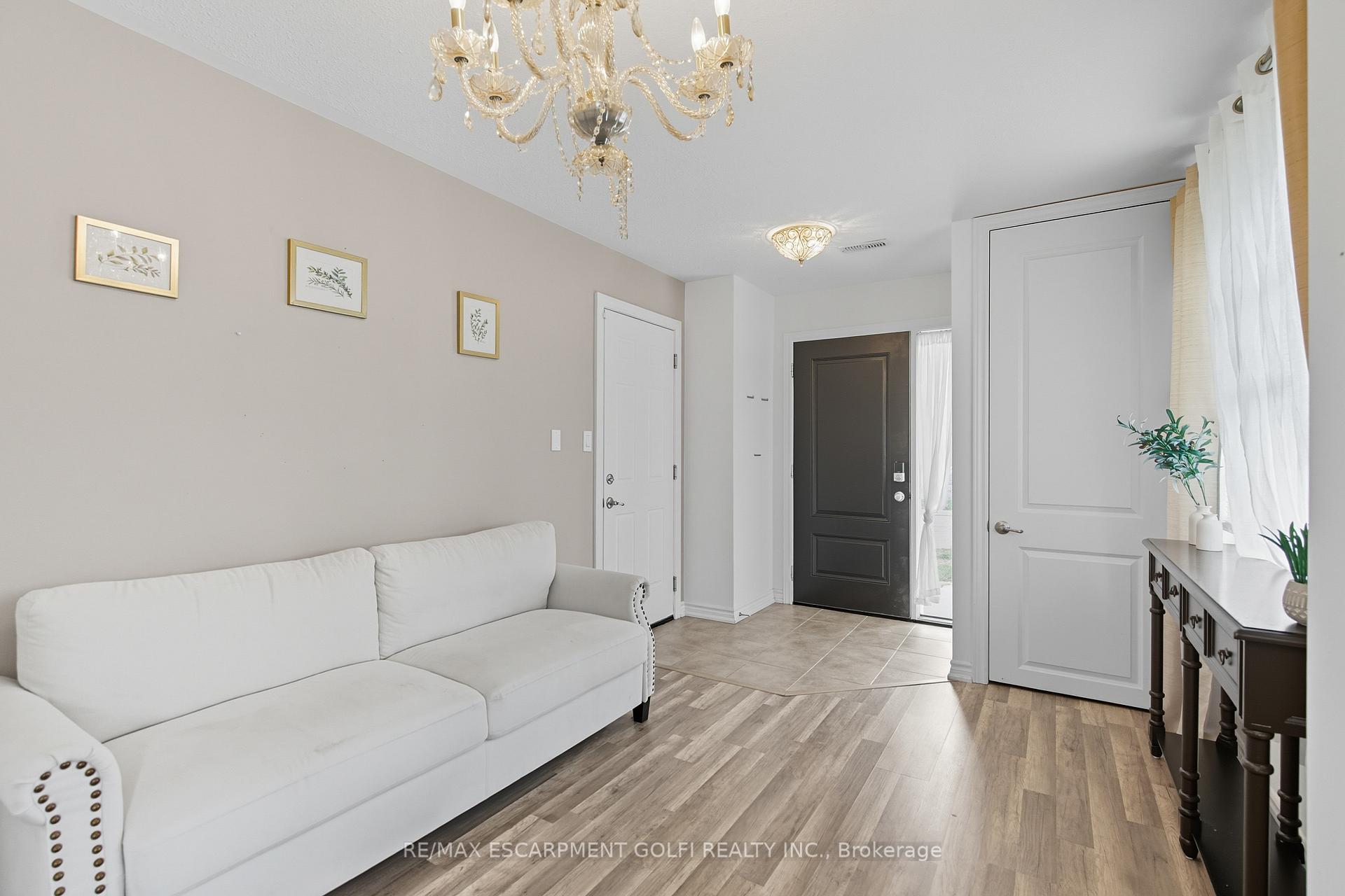Photo 9 of Unit 62, 377 Glancaster Road, Hamilton, Rural Glanbrook — HOMEH