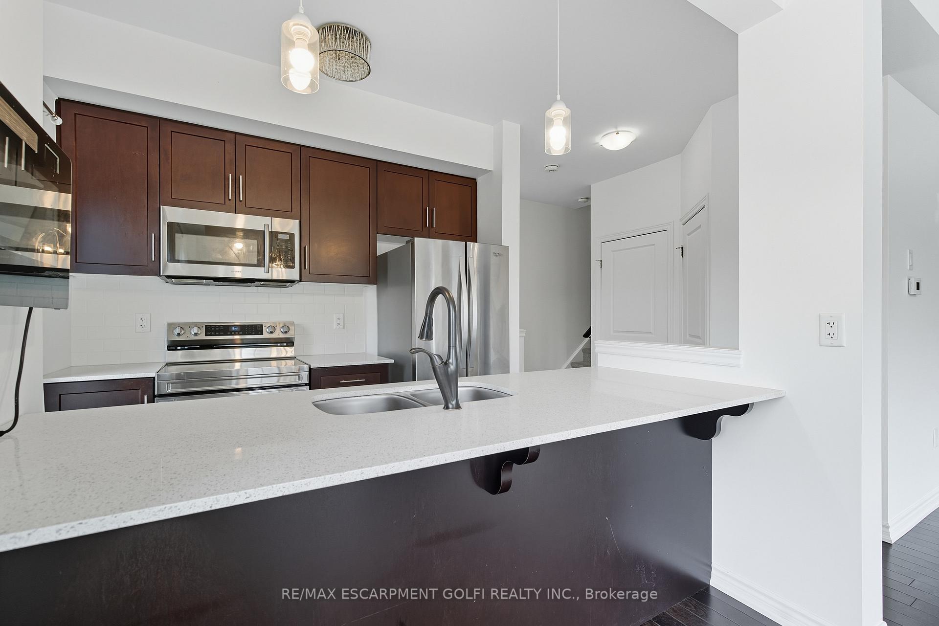 Photo 4 of Unit 62, 377 Glancaster Road, Hamilton, Rural Glanbrook — HOMEH