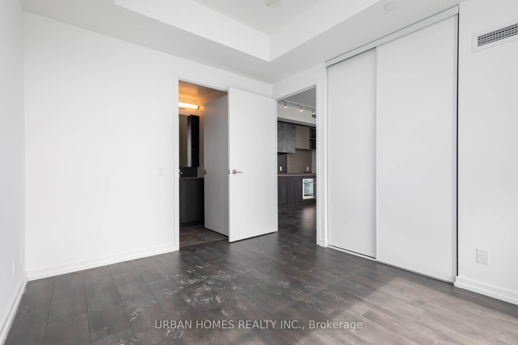 Photo 6 of Unit 5312, 7890 Jane Street, Vaughan, Vaughan Corporate Centre — HOMEH