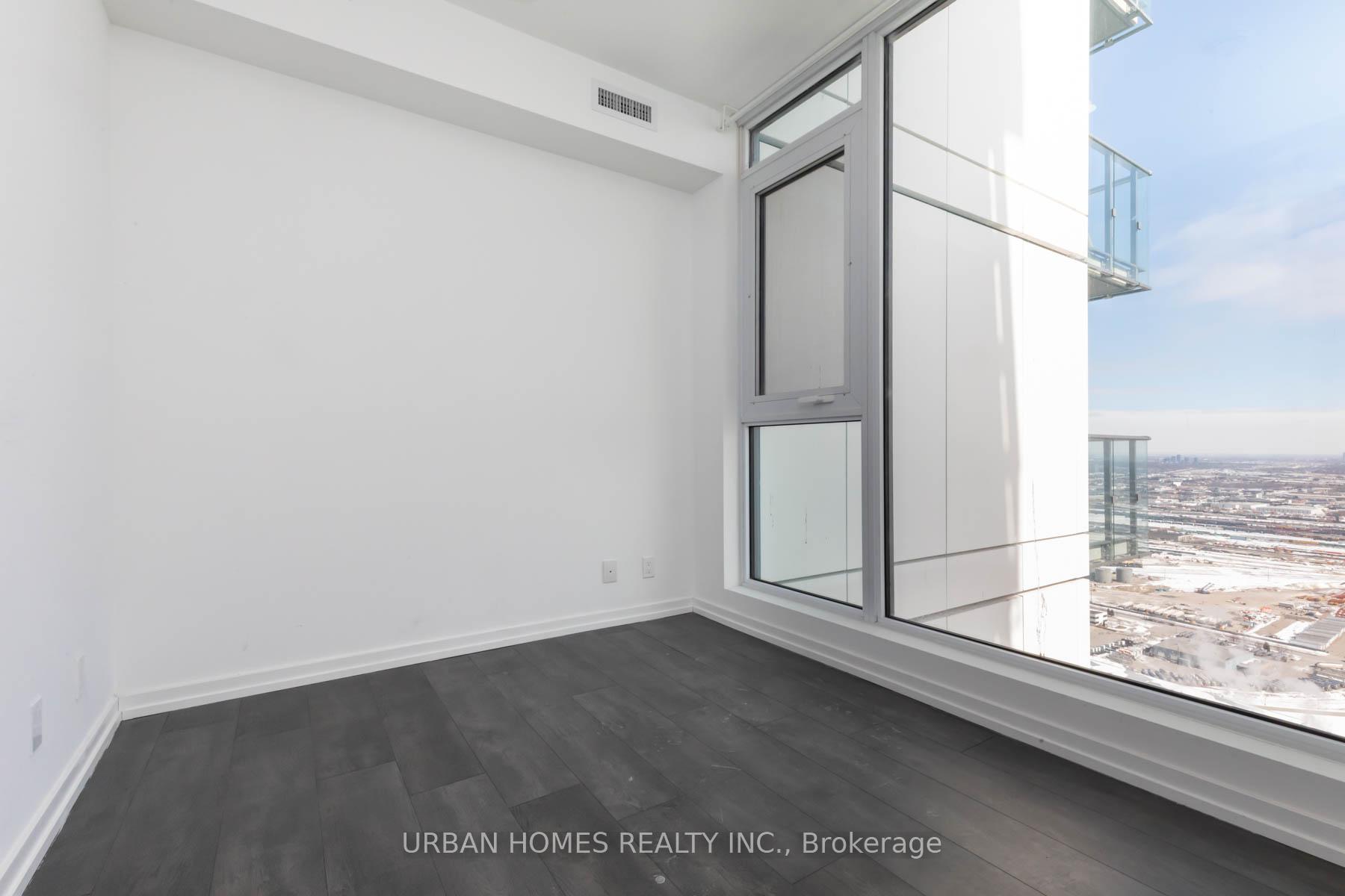 Photo 10 of Unit 5312, 7890 Jane Street, Vaughan, Vaughan Corporate Centre — HOMEH