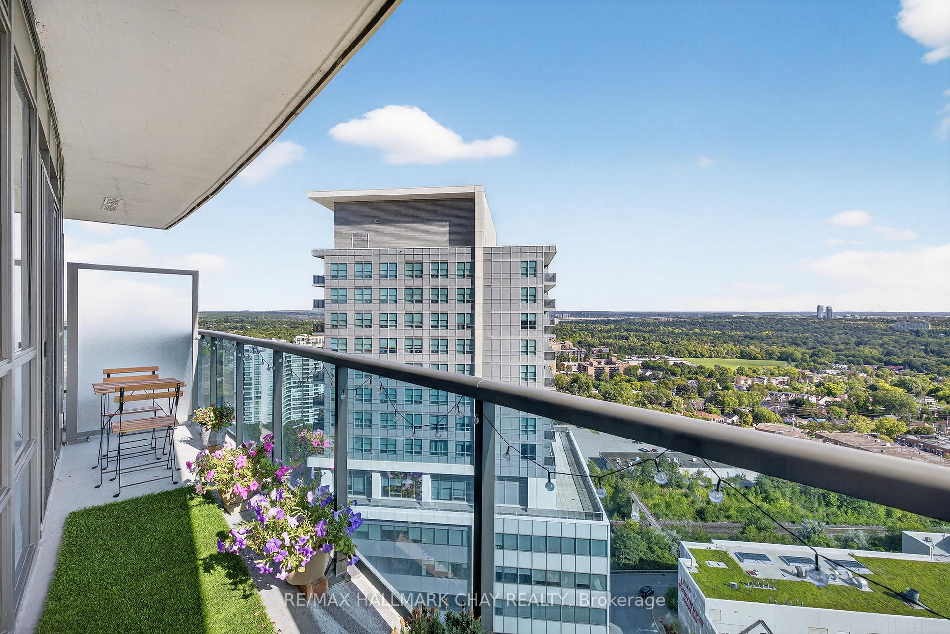 Photo 21 of Unit 2105, 7171 Yonge Street, Markham, Thornhill — HOMEH