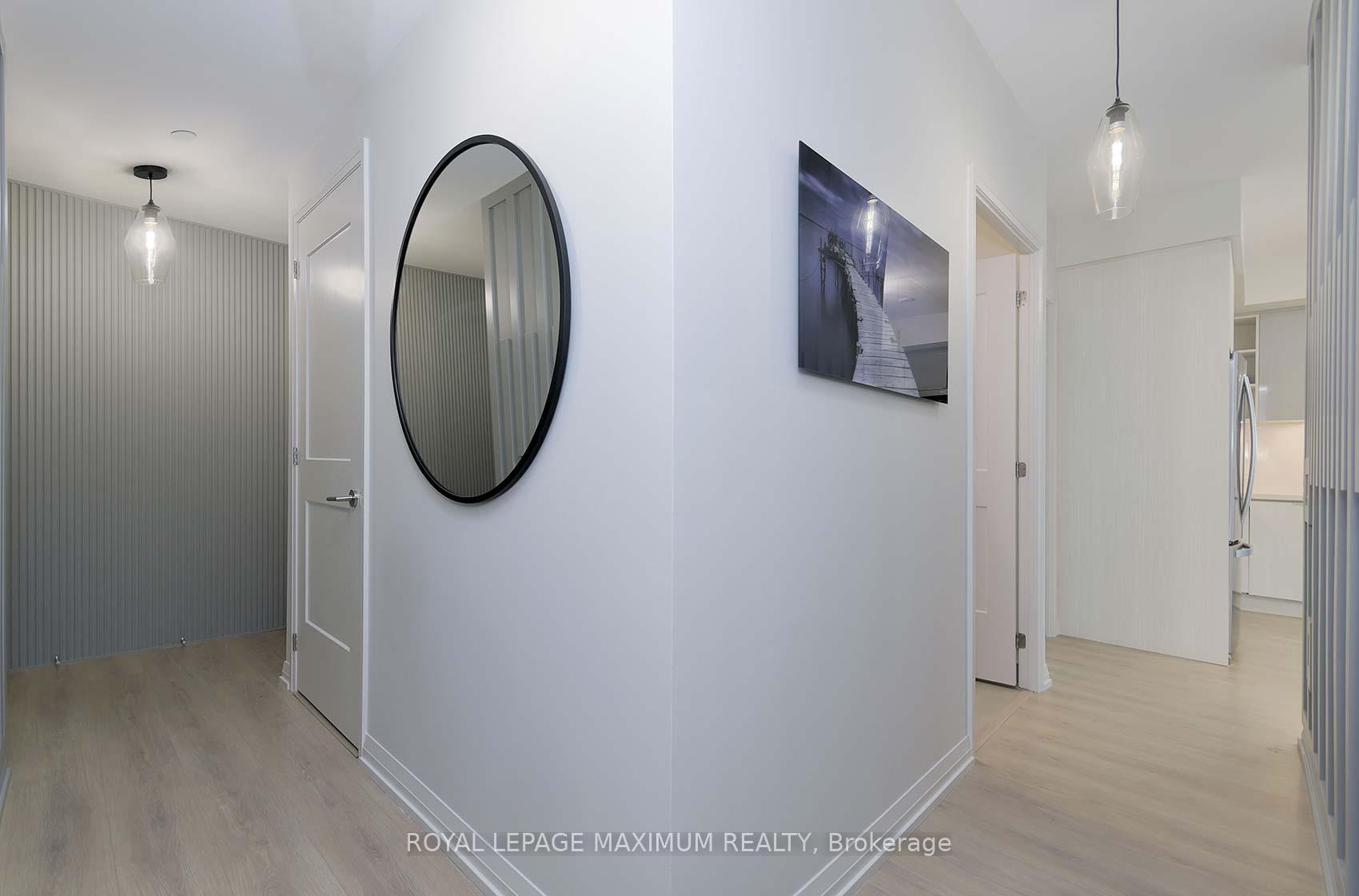 Photo 10 of Unit 719, 50 Dunfield Avenue, Toronto, Mount Pleasant East — HOMEH