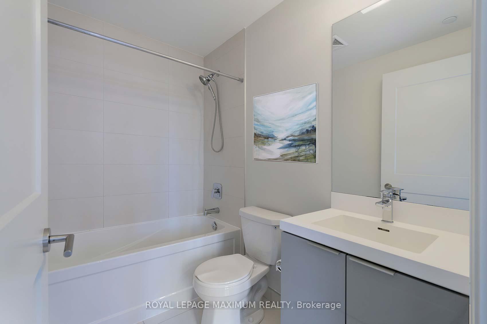 Photo 12 of Unit 719, 50 Dunfield Avenue, Toronto, Mount Pleasant East — HOMEH