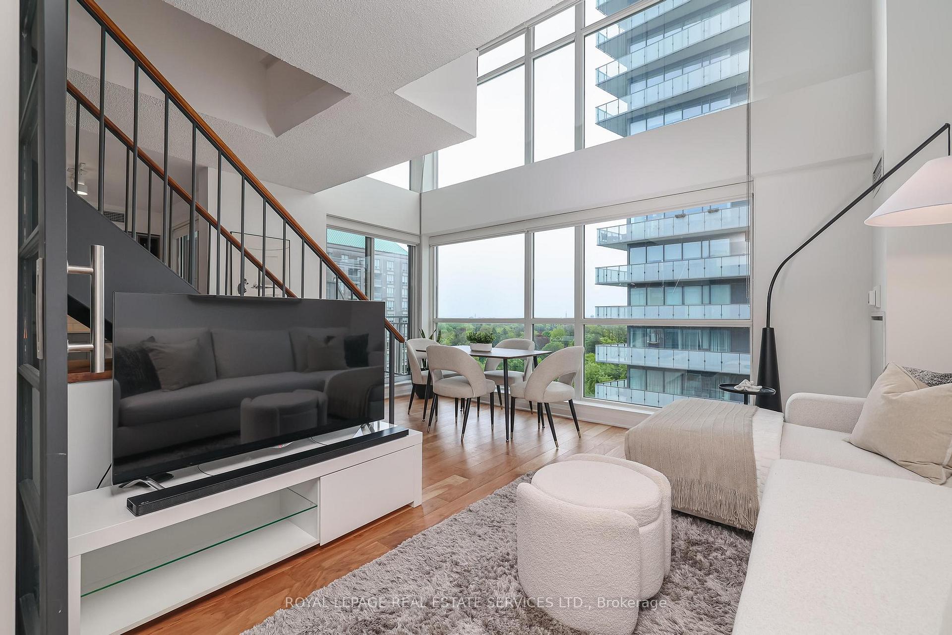 Photo 3 of Unit 1106, 18 Merton Street, Toronto, Mount Pleasant West — HOMEH