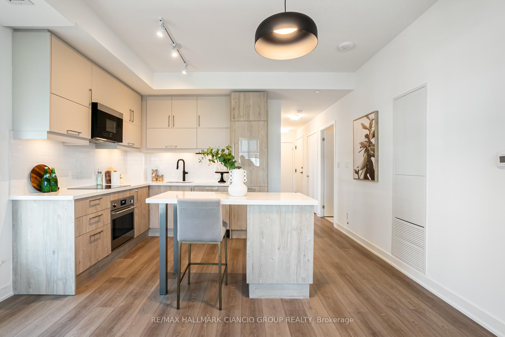 Photo 9 of Unit 1513, 8119 Birchmount Road, Markham, Unionville — HOMEH