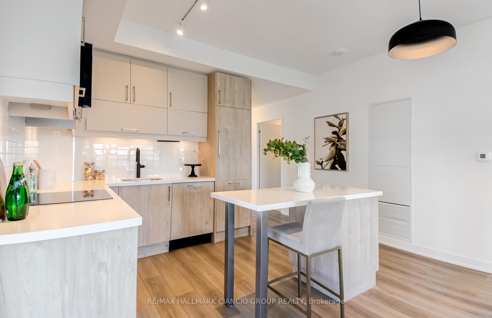 Photo 10 of Unit 1513, 8119 Birchmount Road, Markham, Unionville — HOMEH