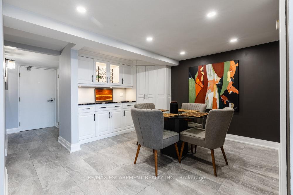 Photo 9 of Unit 412, 50 Main Street, Hamilton, Cootes Paradise — HOMEH