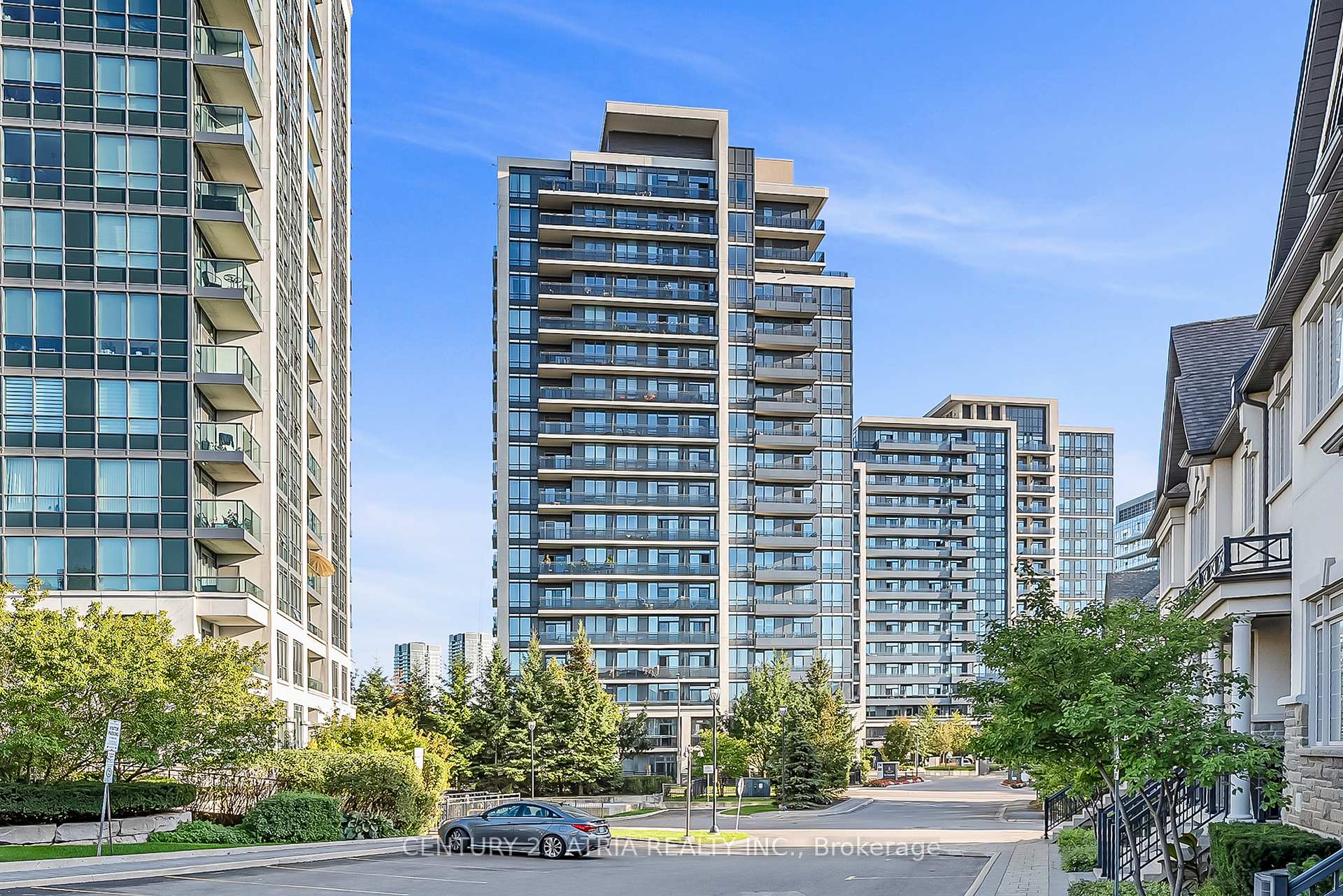 Photo 1 of Unit 1410, 75 North Park Road, Vaughan, Beverley Glen — HOMEH