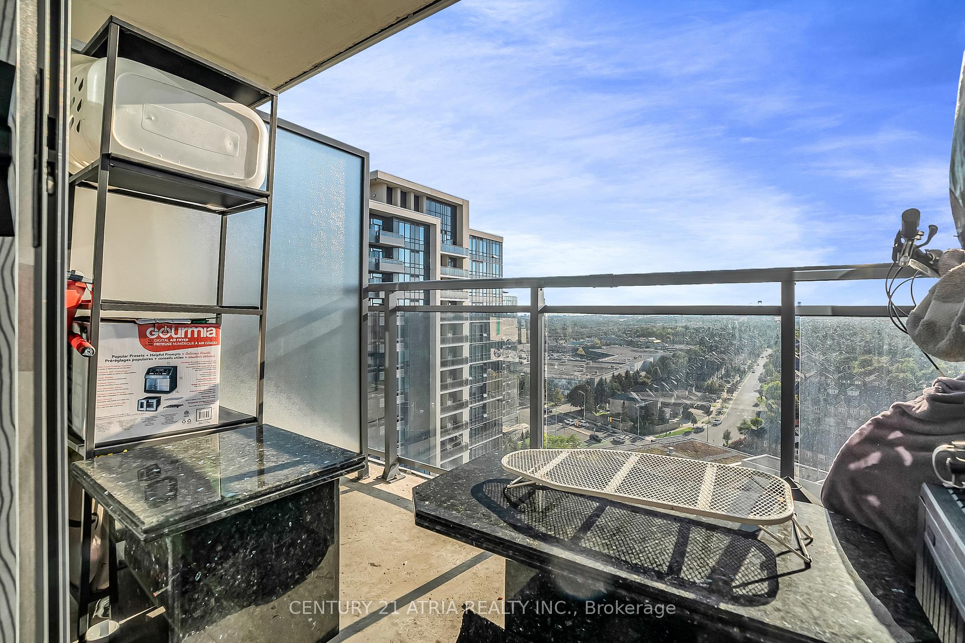 Photo 13 of Unit 1410, 75 North Park Road, Vaughan, Beverley Glen — HOMEH