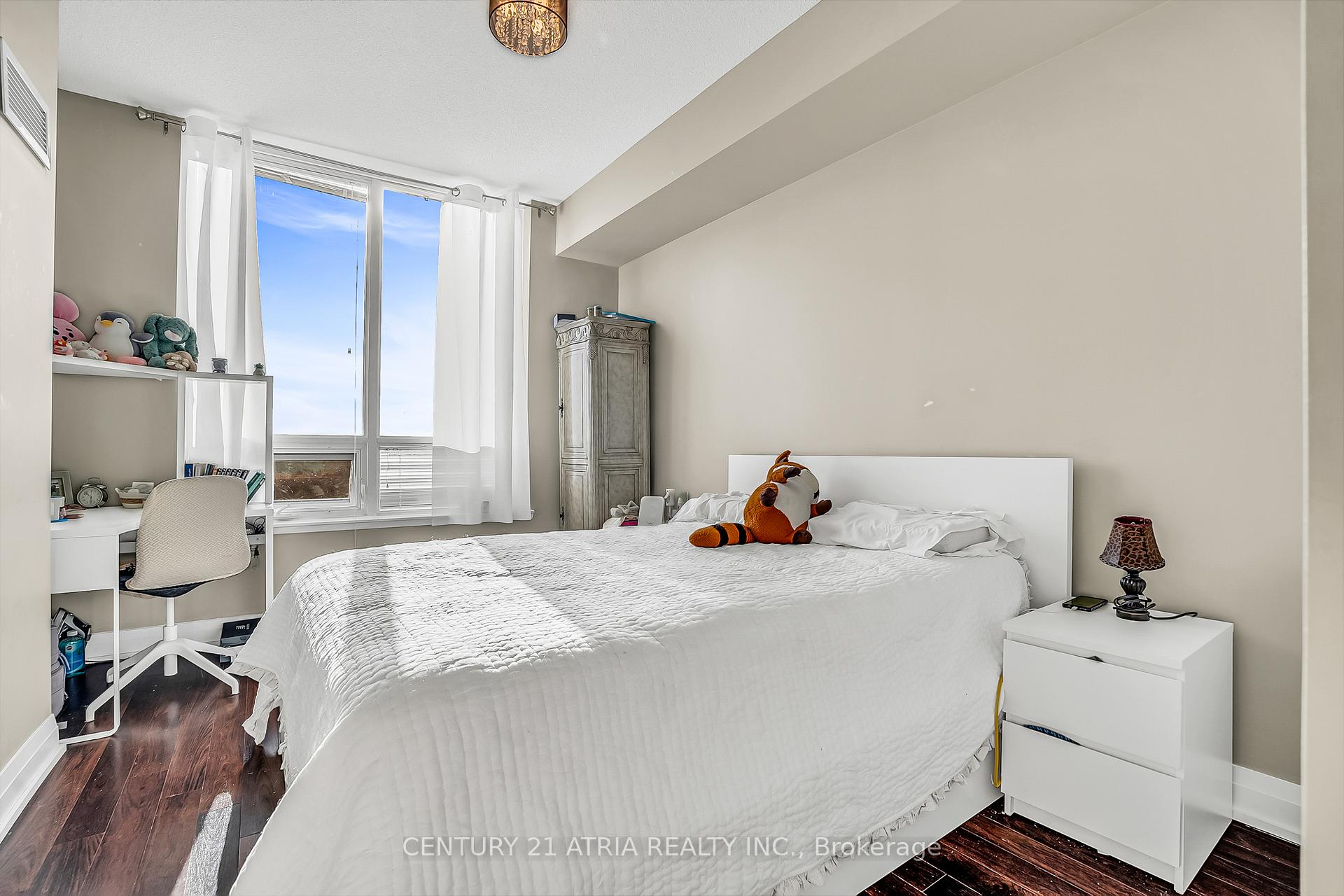 Photo 16 of Unit 1410, 75 North Park Road, Vaughan, Beverley Glen — HOMEH