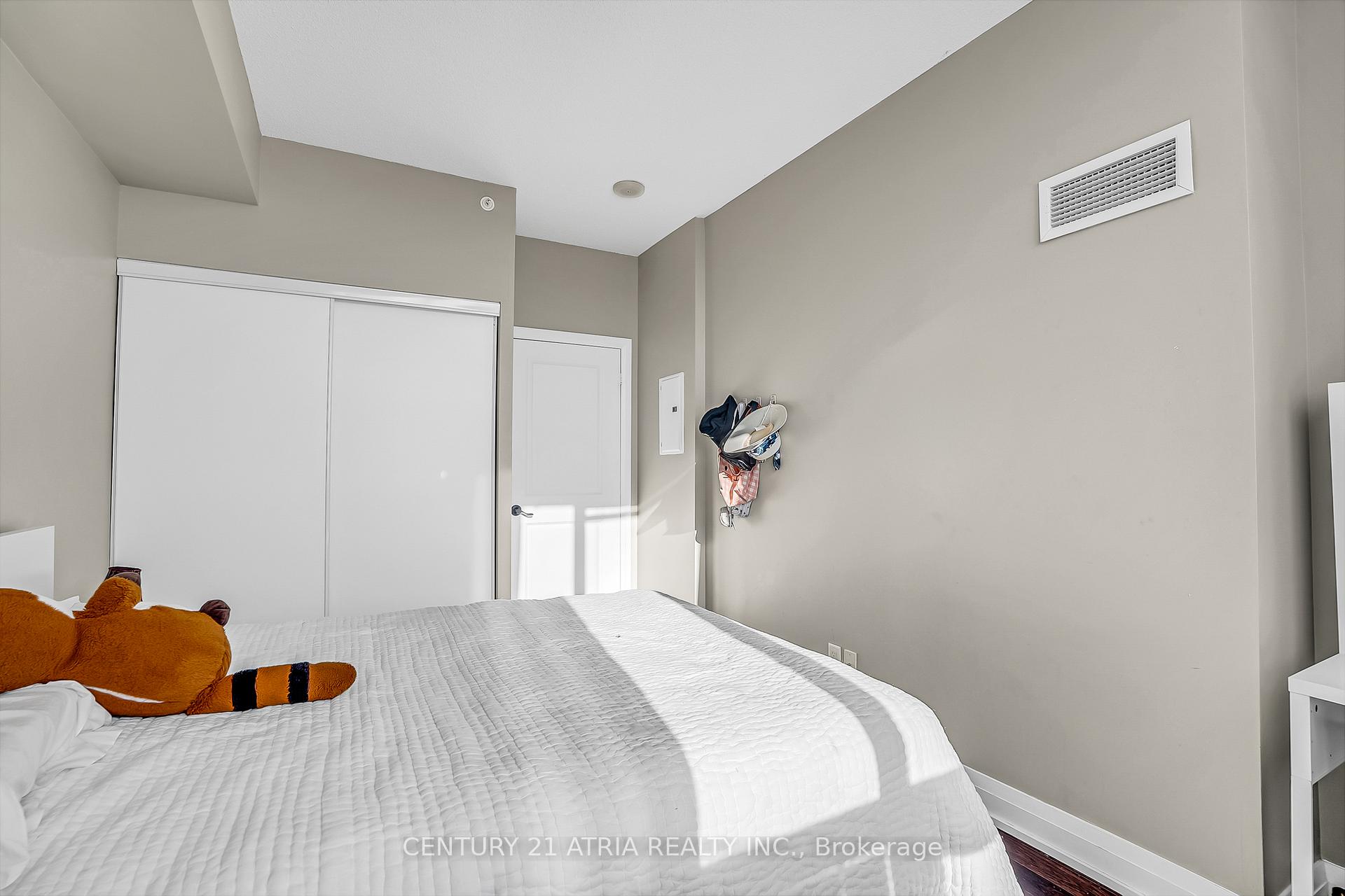 Photo 10 of Unit 1410, 75 North Park Road, Vaughan, Beverley Glen — HOMEH