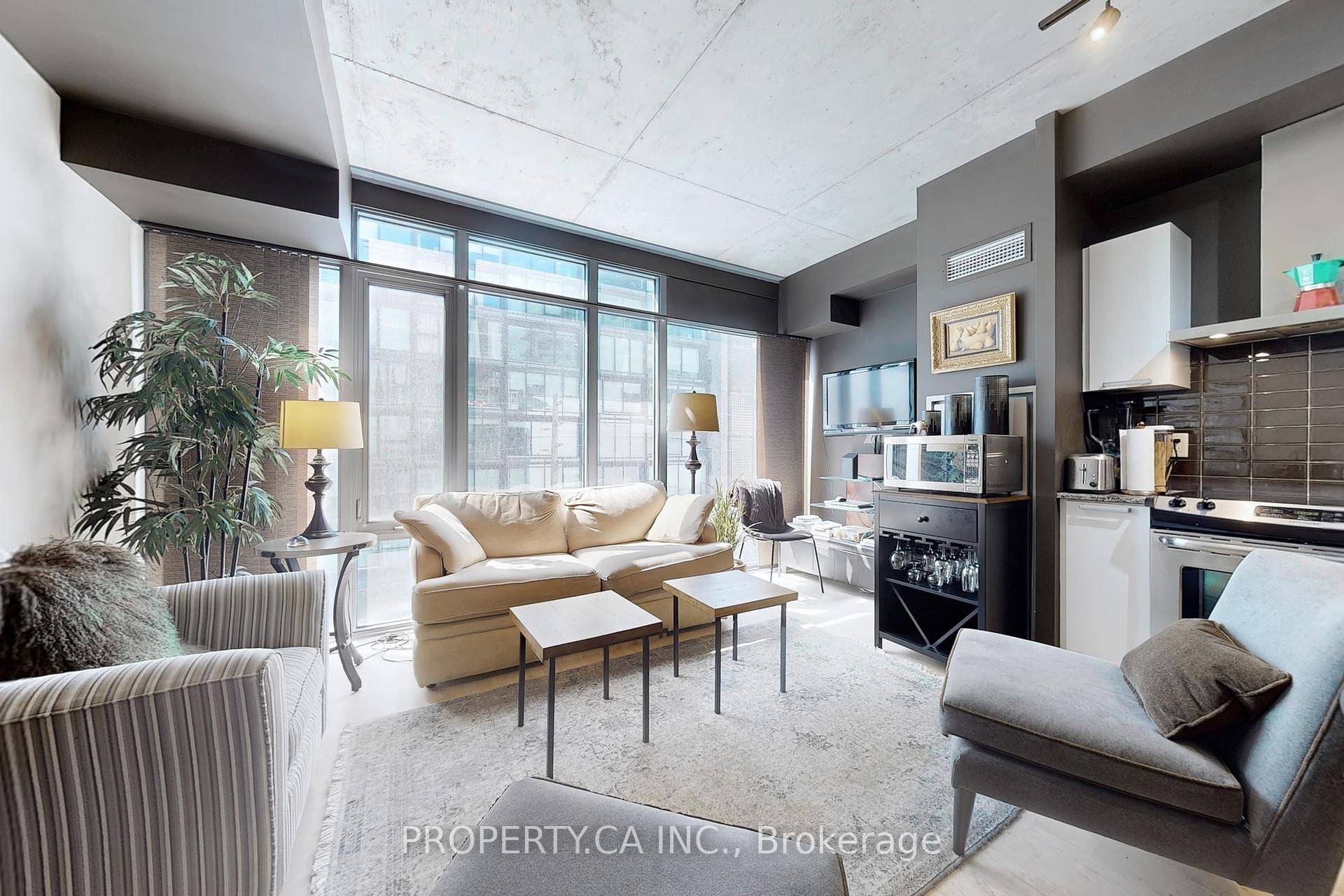 Photo 10 of Unit 413, 650 King Street W, Toronto, Waterfront Communities — HOMEH