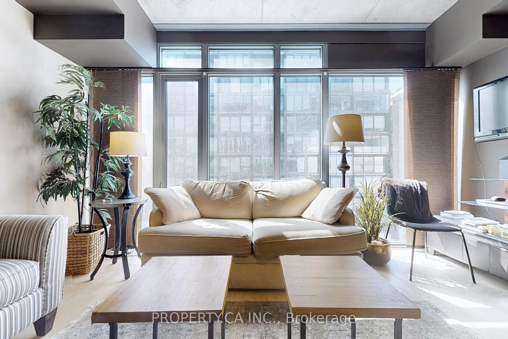 Photo 2 of Unit 413, 650 King Street W, Toronto, Waterfront Communities — HOMEH