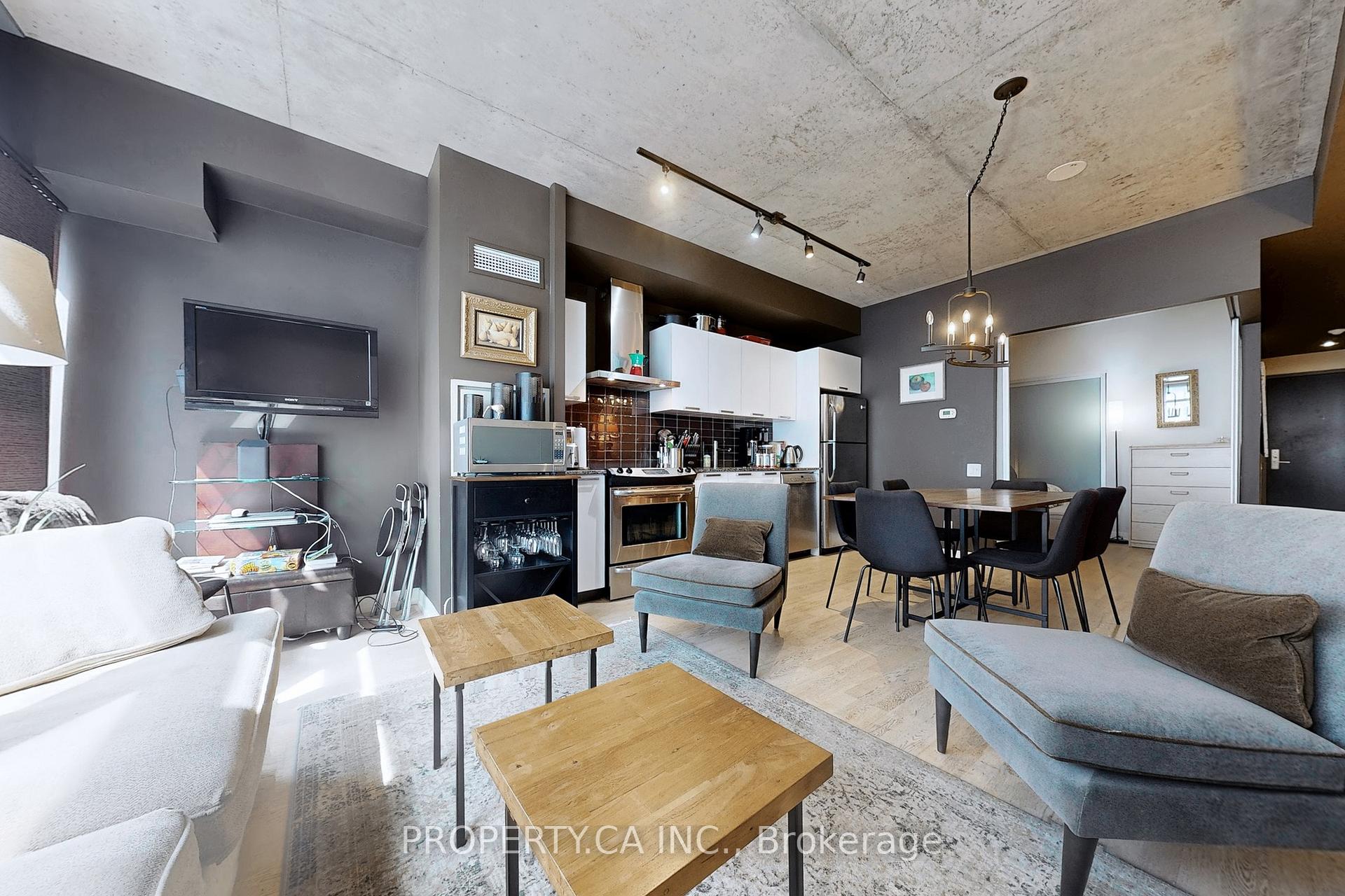 Photo 16 of Unit 413, 650 King Street W, Toronto, Waterfront Communities — HOMEH