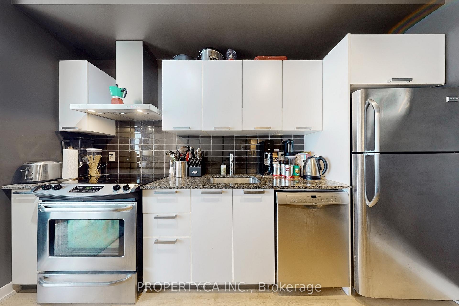 Photo 12 of Unit 413, 650 King Street W, Toronto, Waterfront Communities — HOMEH