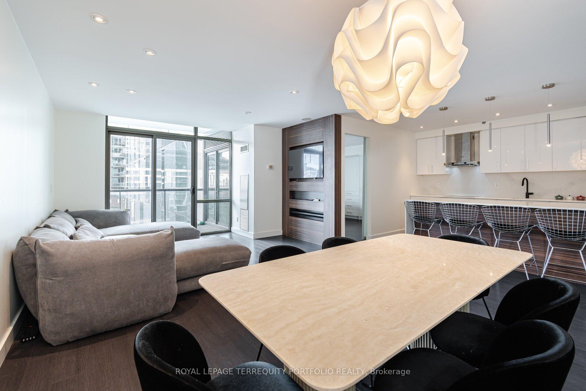 Photo 14 of Unit 707, 55 Stewart Street, Toronto, Waterfront Communities — HOMEH