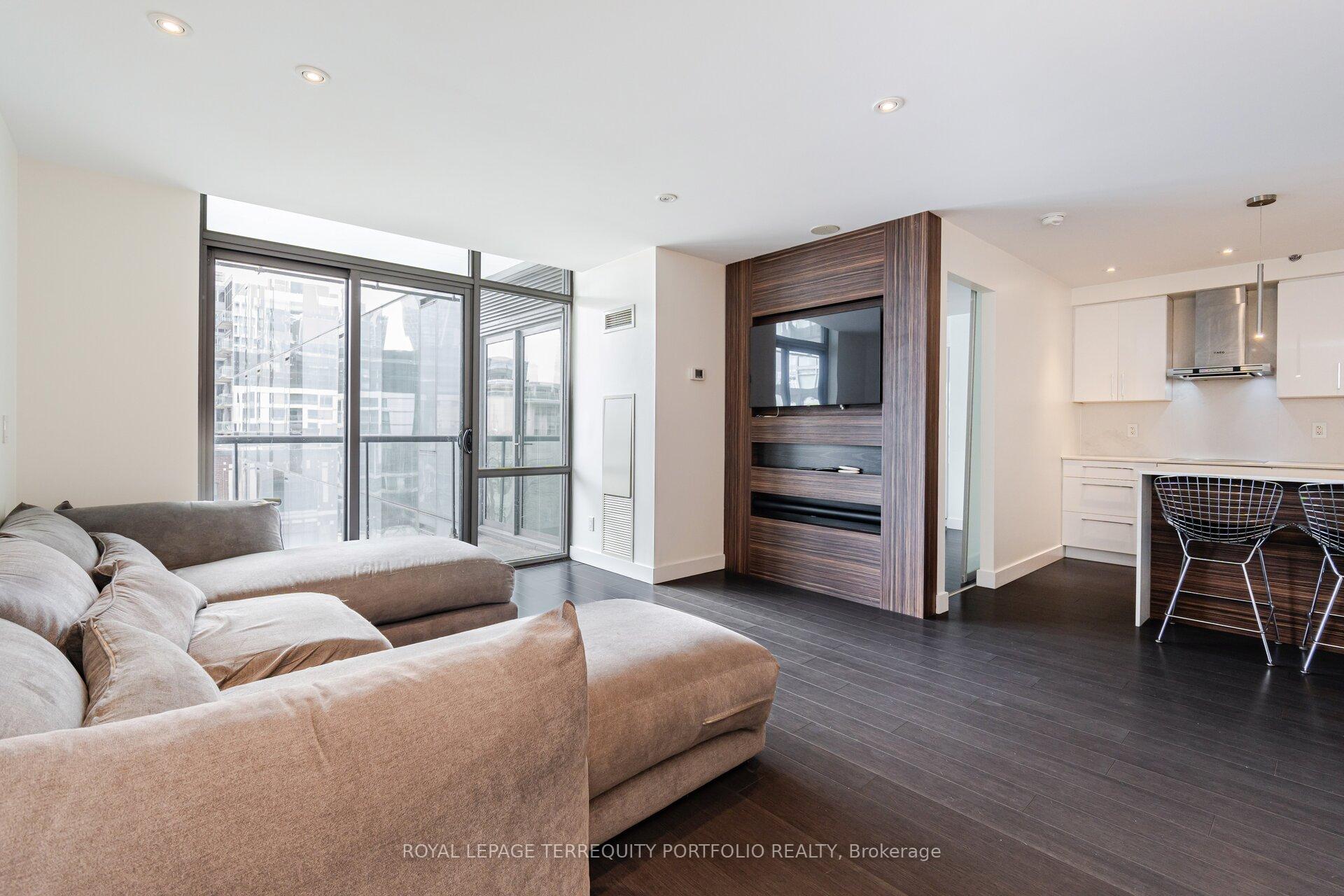 Photo 21 of Unit 707, 55 Stewart Street, Toronto, Waterfront Communities — HOMEH