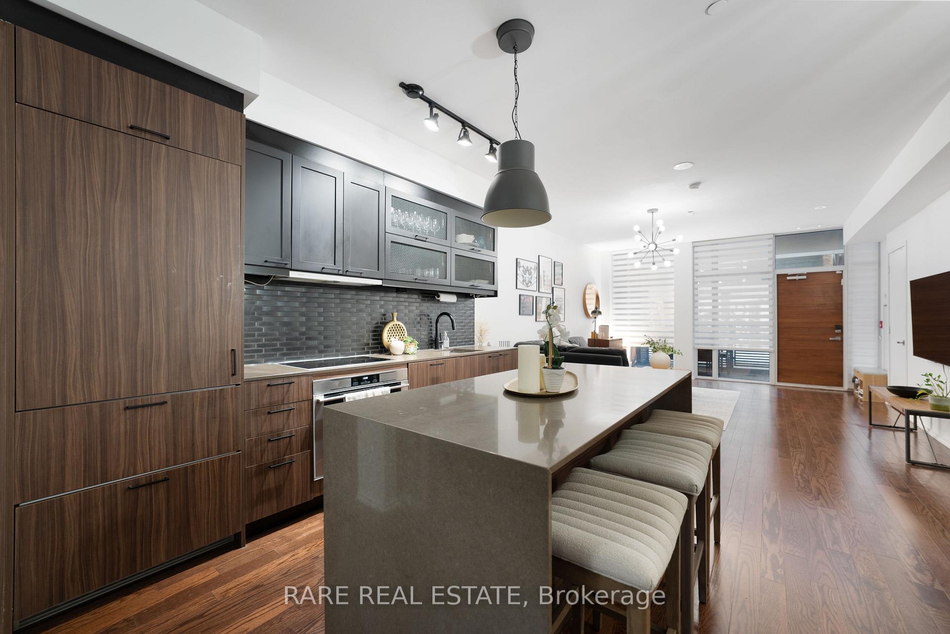 Photo 8 of 16 Loretto Lane, Toronto, University — HOMEH