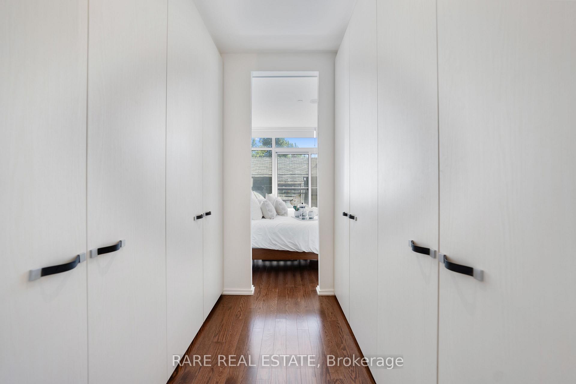 Photo 11 of 16 Loretto Lane, Toronto, University — HOMEH