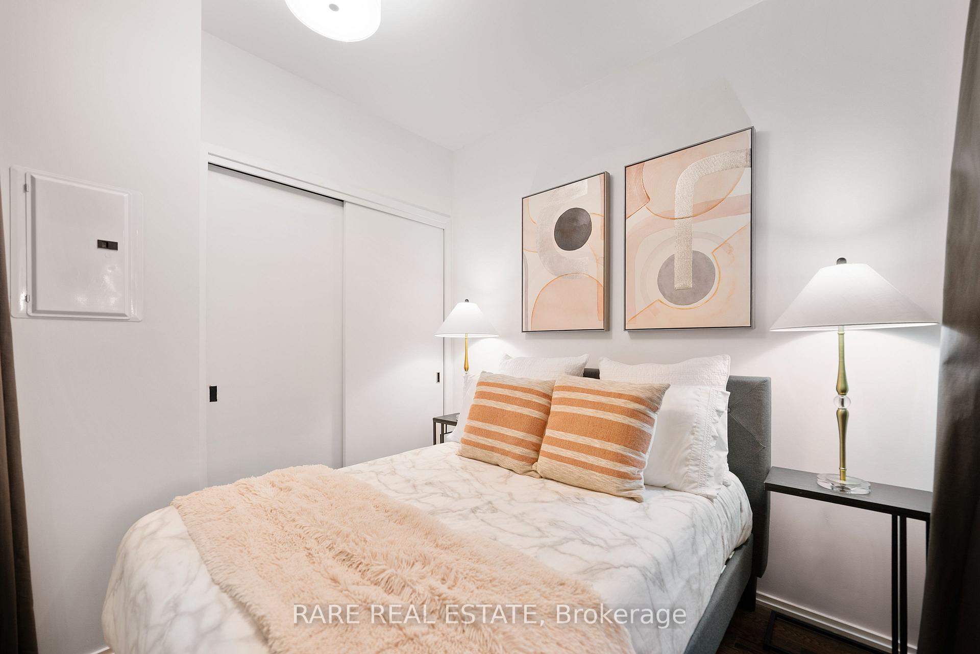 Photo 18 of 16 Loretto Lane, Toronto, University — HOMEH