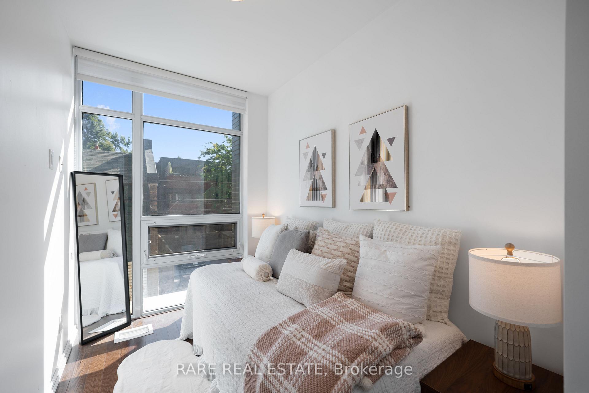Photo 26 of 16 Loretto Lane, Toronto, University — HOMEH