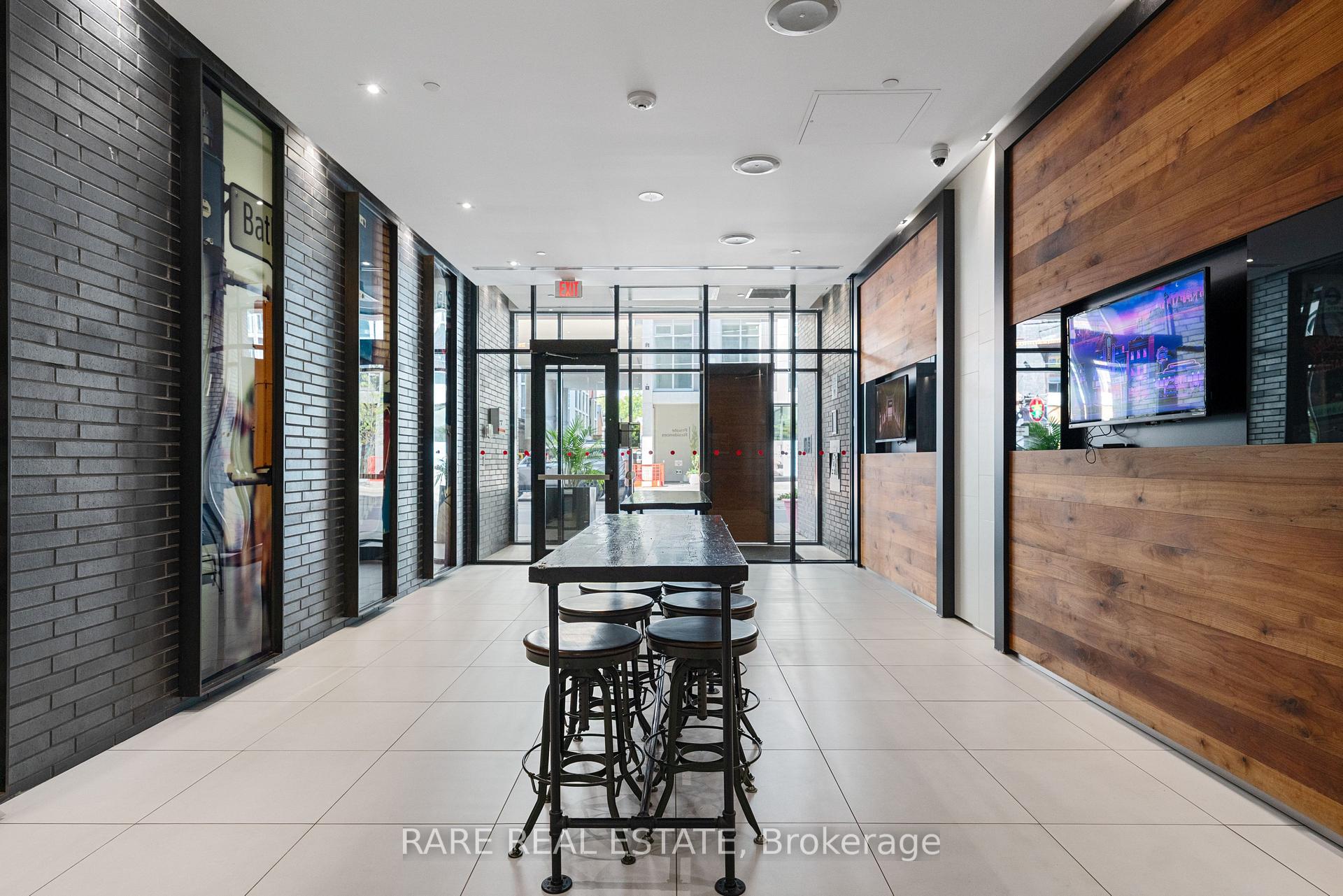 Photo 23 of 16 Loretto Lane, Toronto, University — HOMEH