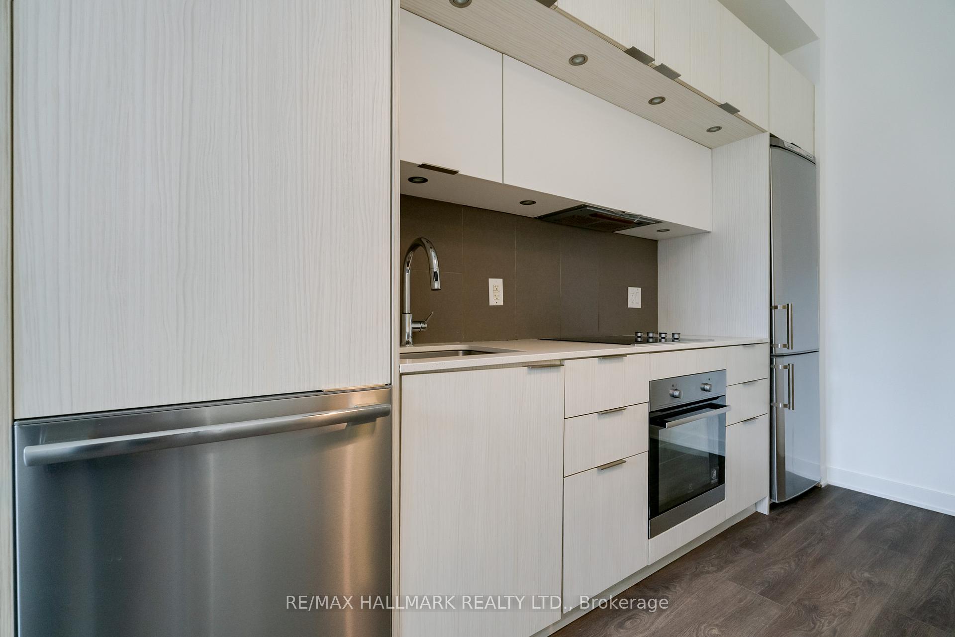 Photo 8 of Unit 401, 55 Regent Park Boulevard, Toronto, Regent Park — HOMEH