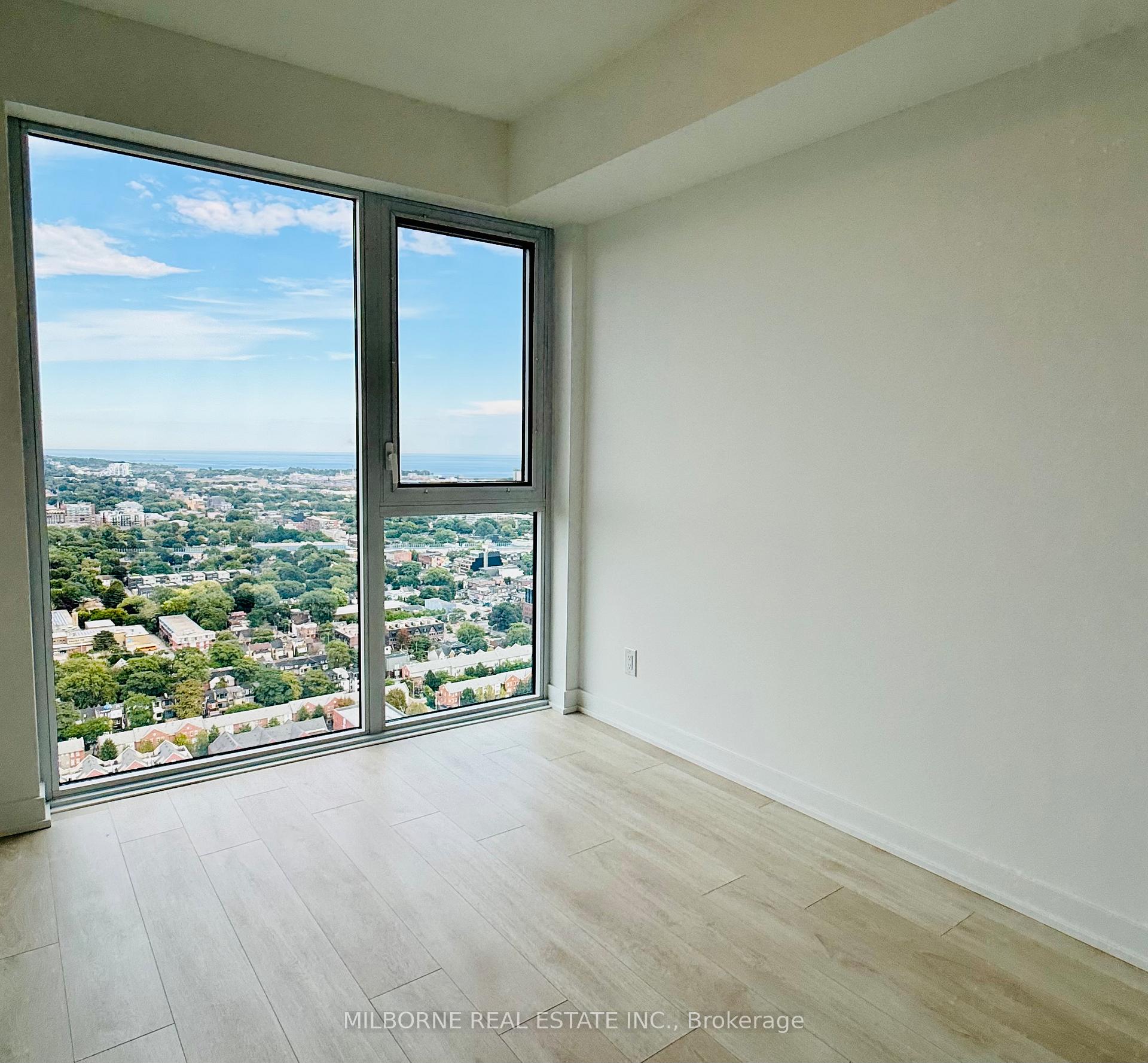 Photo 8 of Unit 3701, 5 Defries Street, Toronto, Regent Park — HOMEH