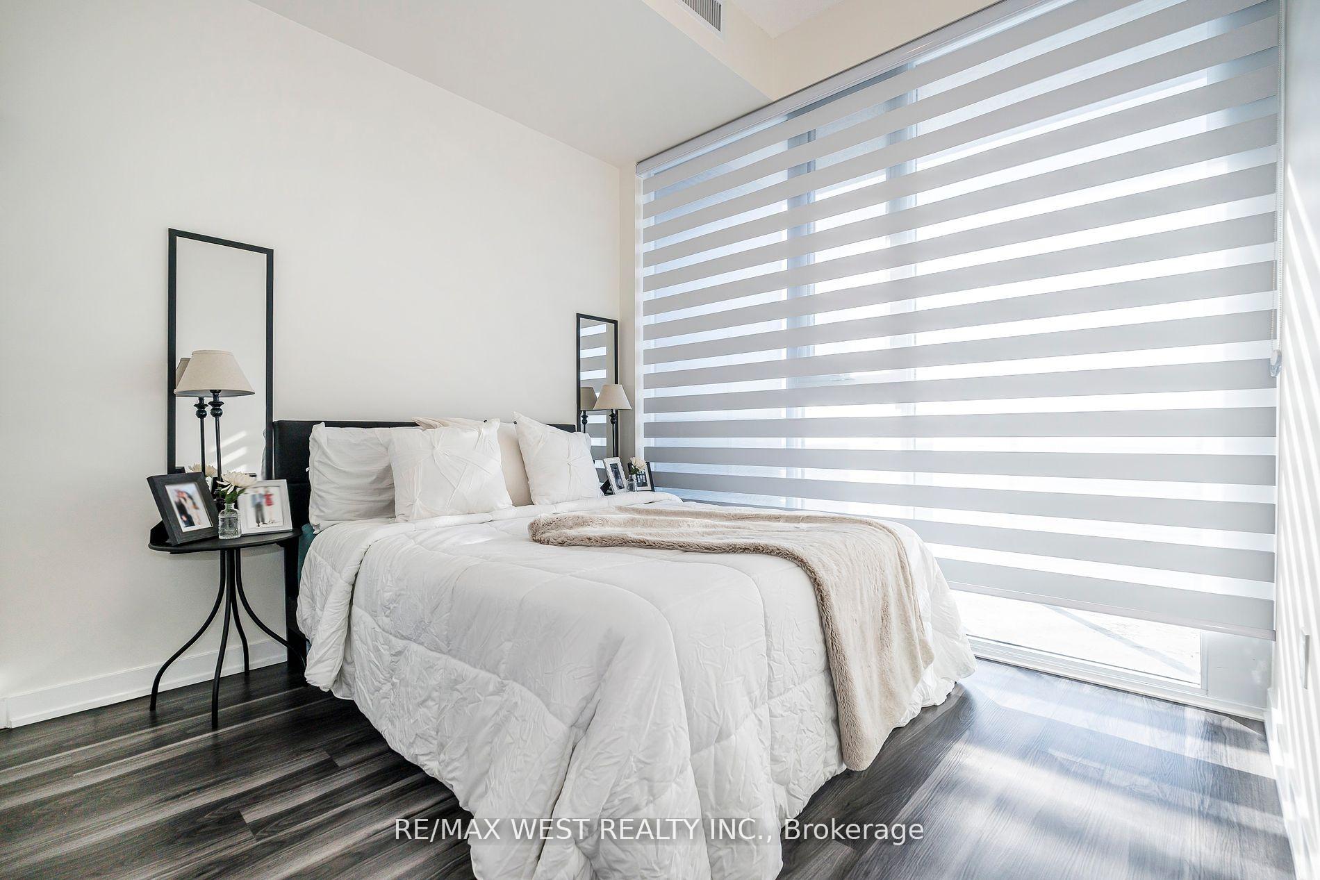 Photo 19 of Unit 813, 859 The Queensway, Etobicoke, Stonegate-Queensway — HOMEH