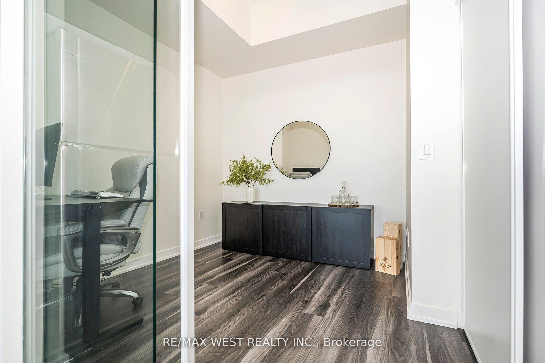 Photo 12 of Unit 813, 859 The Queensway, Etobicoke, Stonegate-Queensway — HOMEH