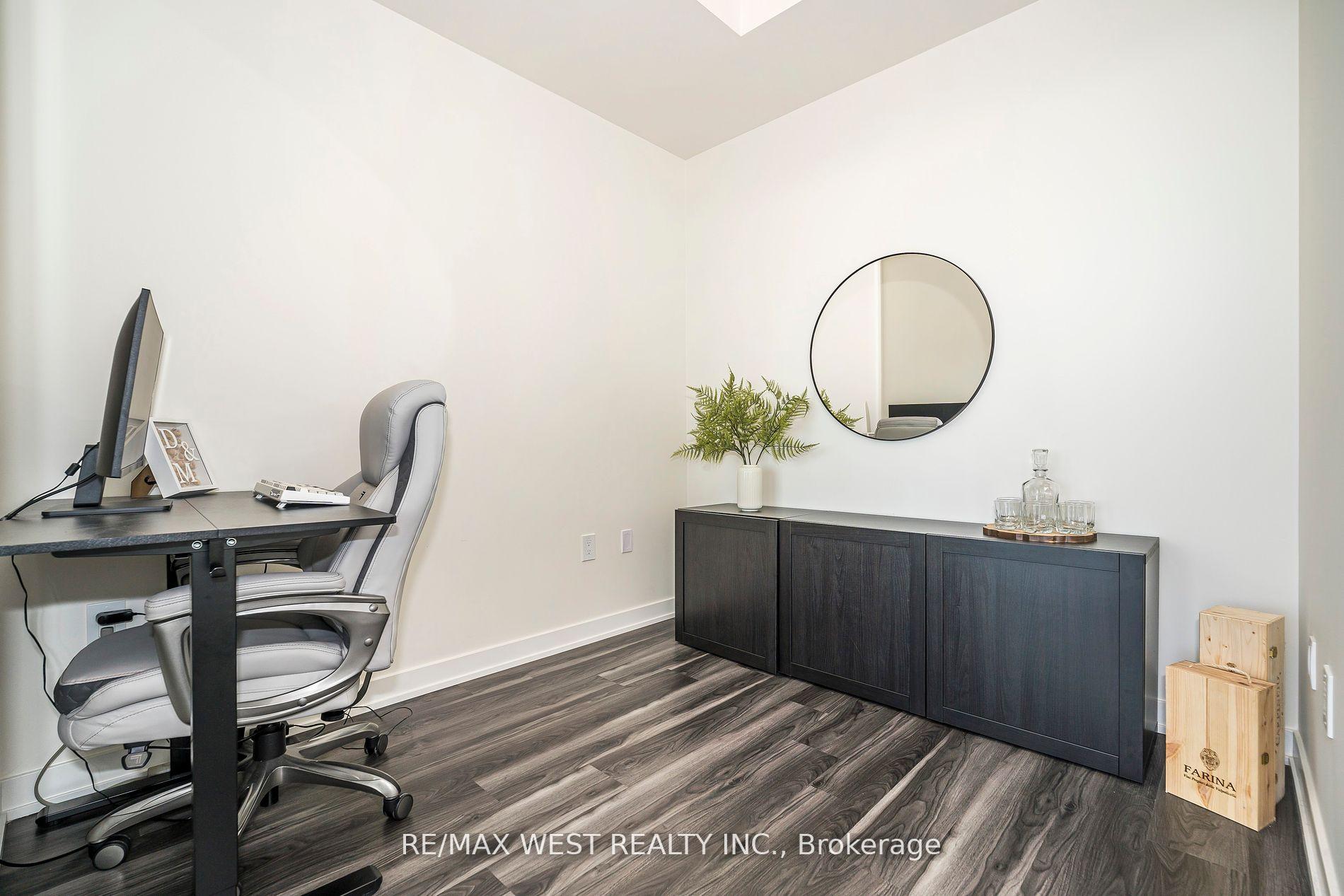 Photo 24 of Unit 813, 859 The Queensway, Etobicoke, Stonegate-Queensway — HOMEH