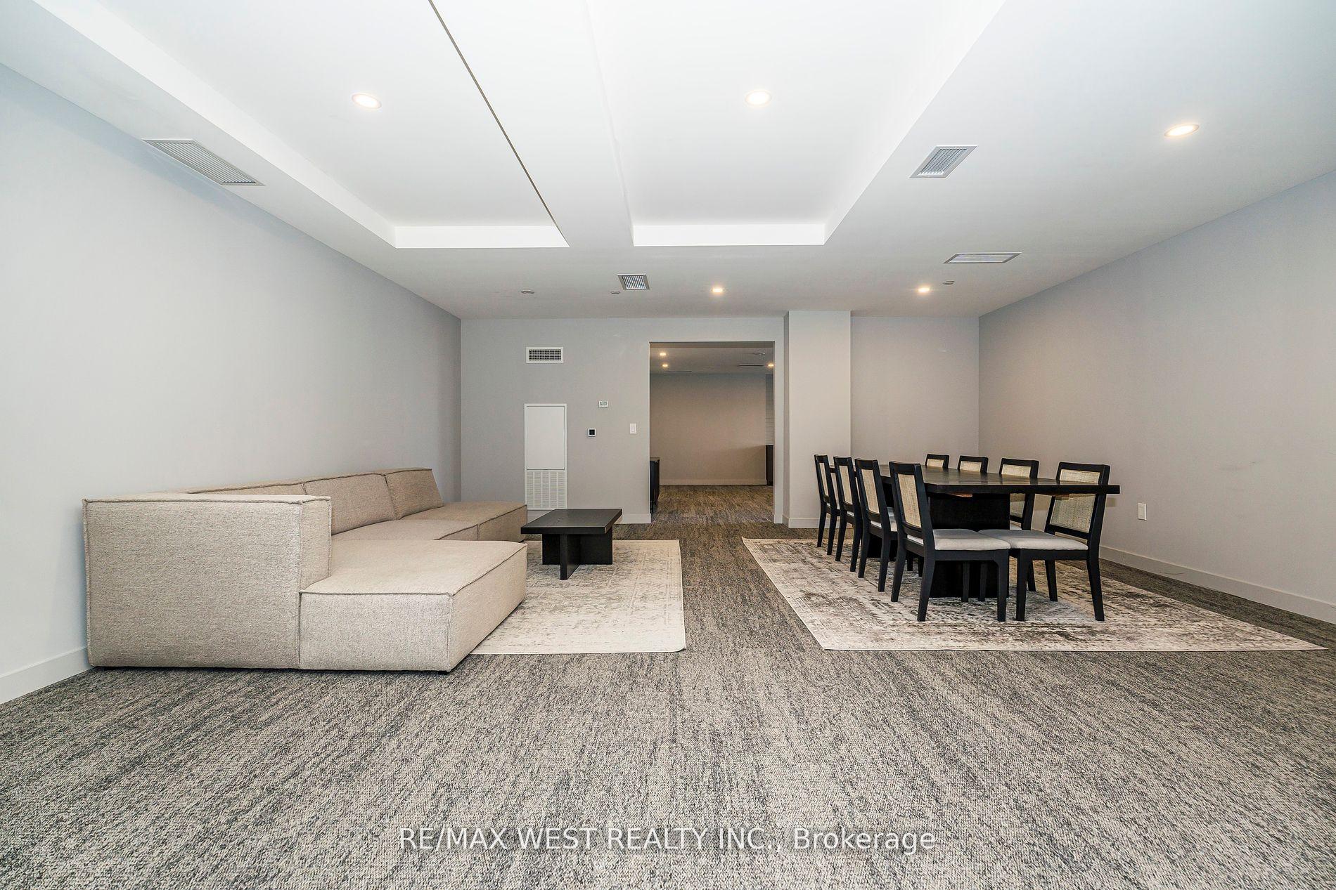 Photo 28 of Unit 813, 859 The Queensway, Etobicoke, Stonegate-Queensway — HOMEH