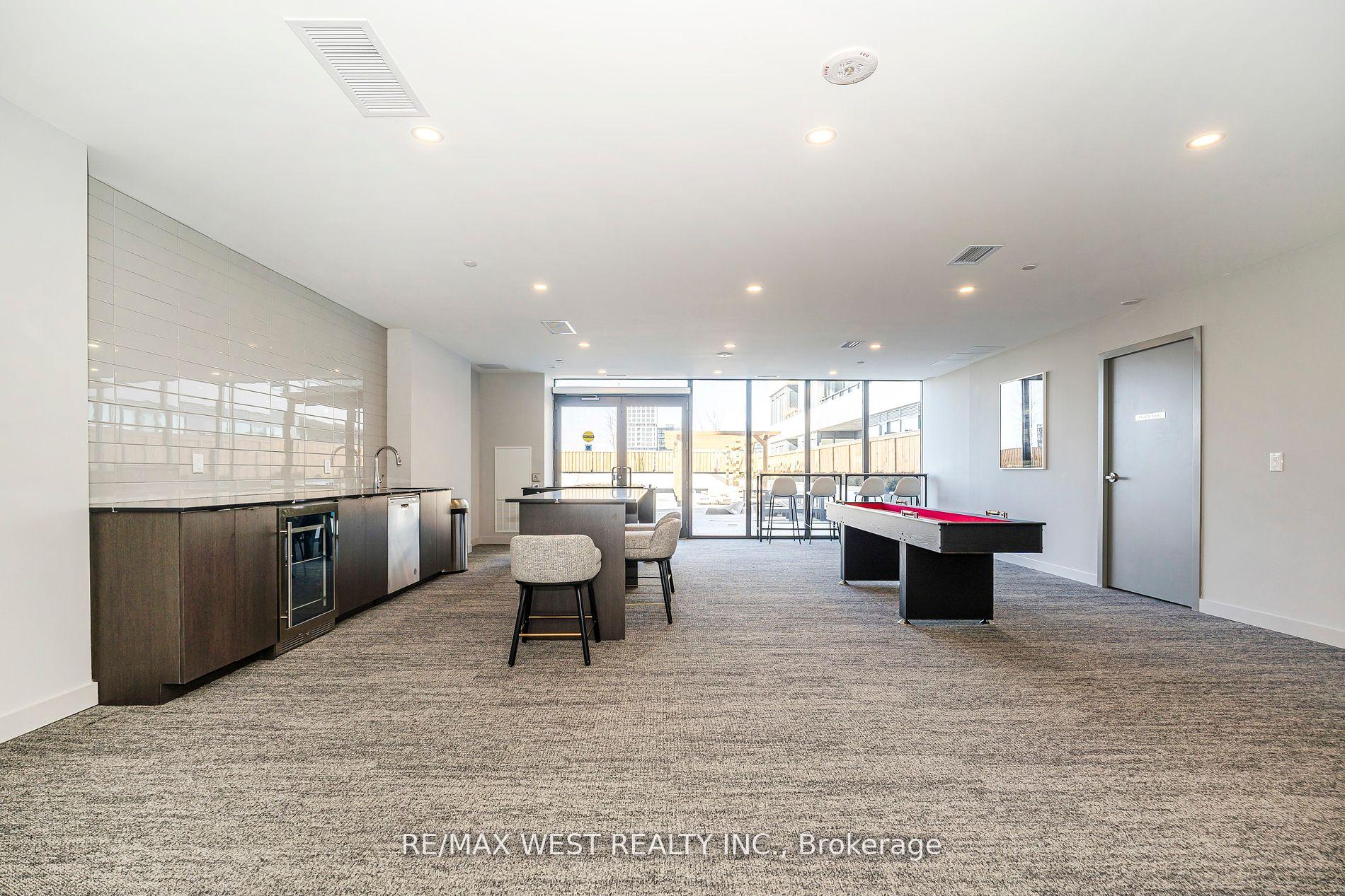 Photo 20 of Unit 813, 859 The Queensway, Etobicoke, Stonegate-Queensway — HOMEH