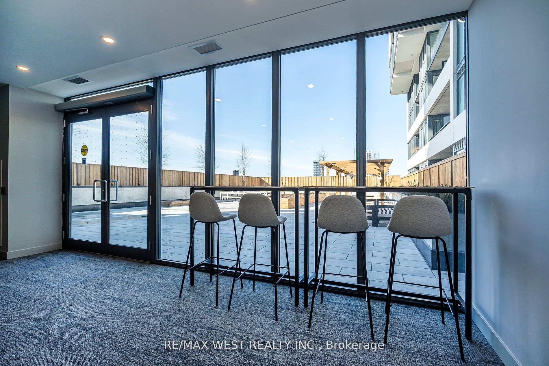 Photo 29 of Unit 813, 859 The Queensway, Etobicoke, Stonegate-Queensway — HOMEH
