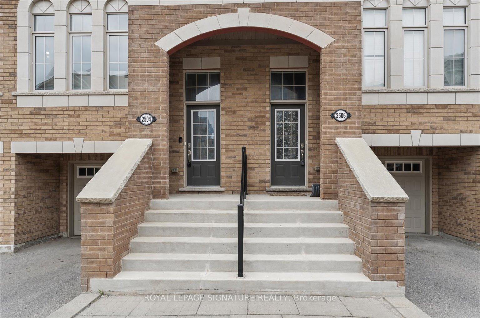 Photo 4 of Unit 30, 2504 Bromus Path, Oshawa, Windfields — HOMEH
