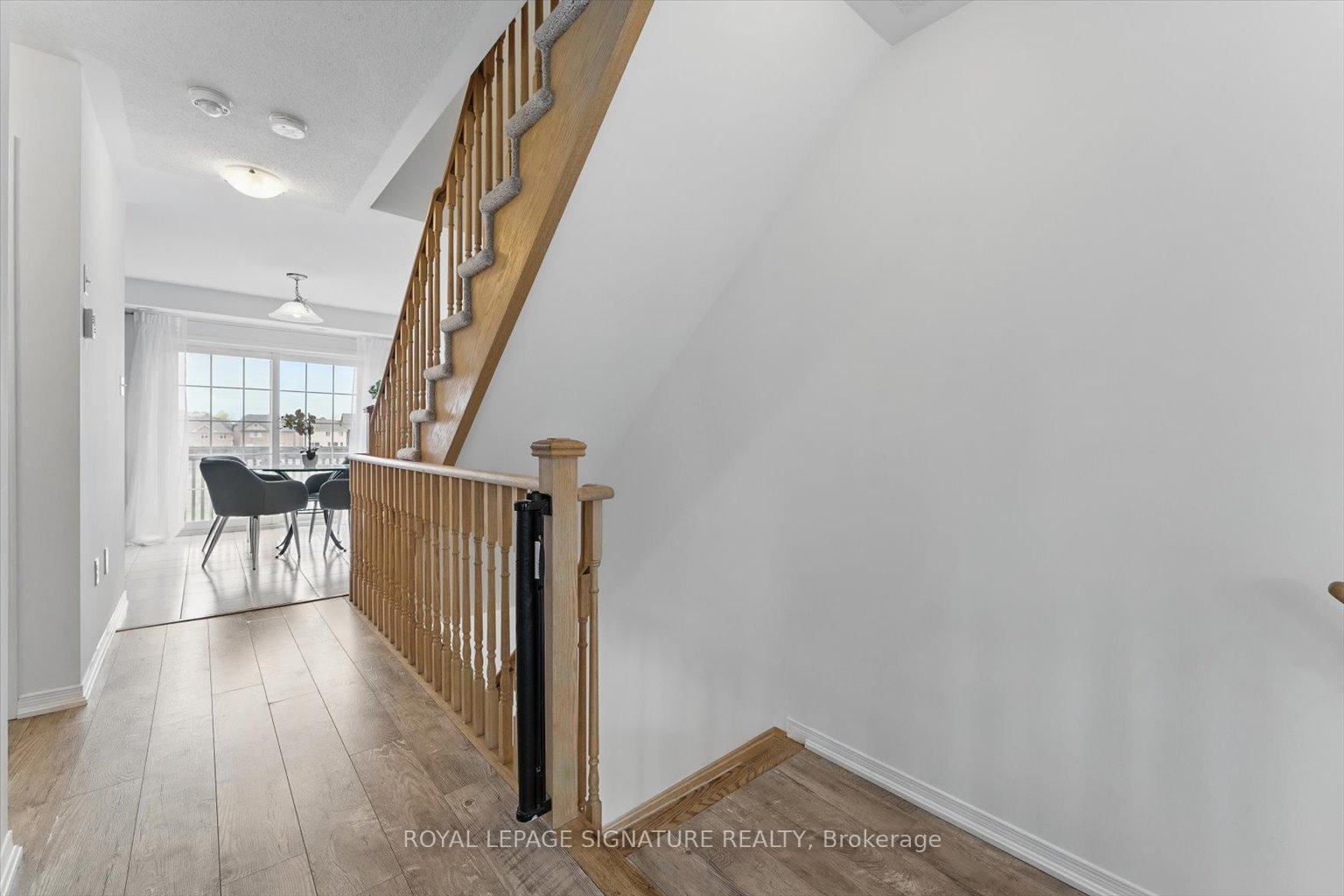 Photo 6 of Unit 30, 2504 Bromus Path, Oshawa, Windfields — HOMEH