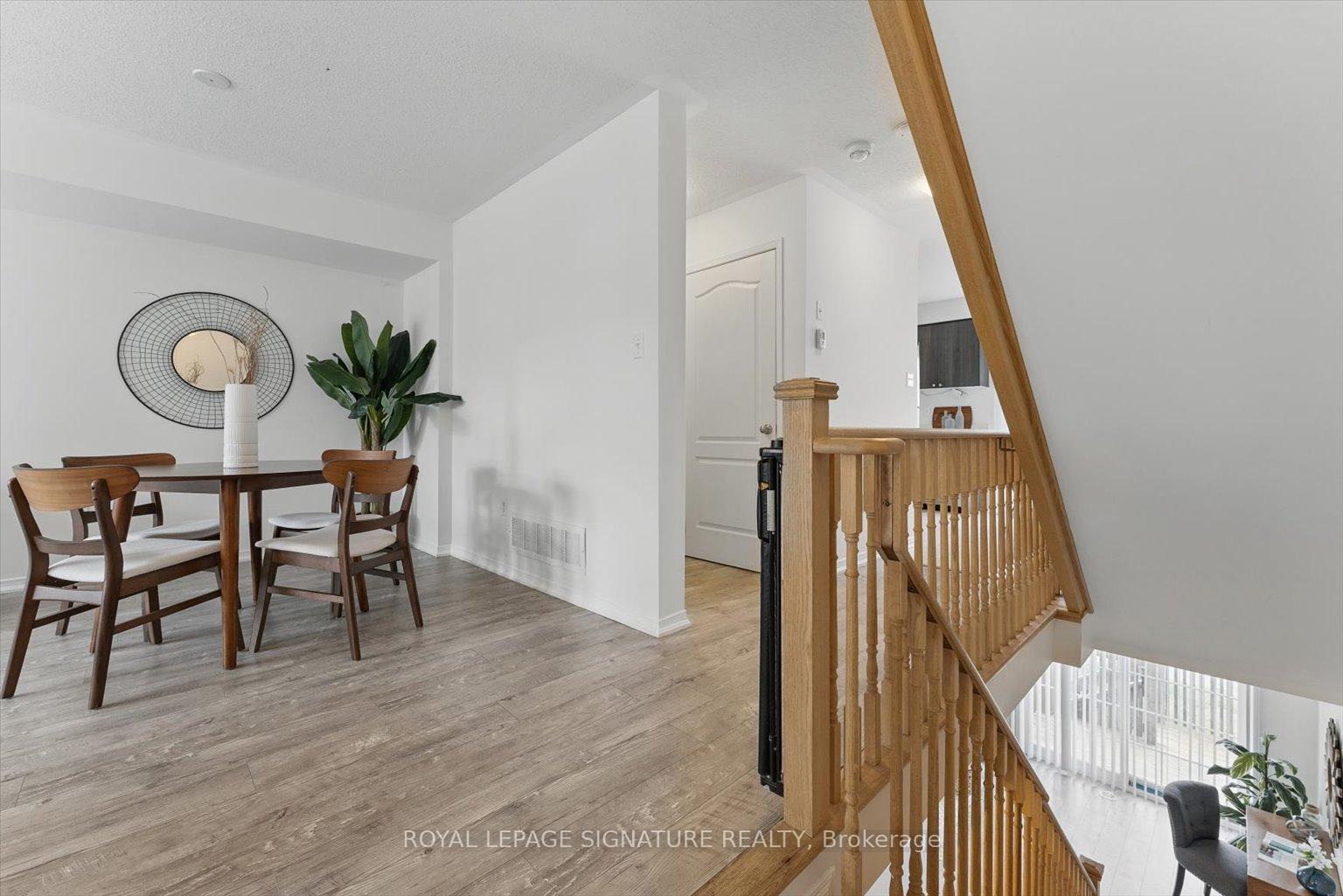 Photo 11 of Unit 30, 2504 Bromus Path, Oshawa, Windfields — HOMEH