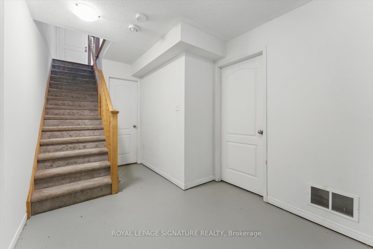 Photo 46 of Unit 30, 2504 Bromus Path, Oshawa, Windfields — HOMEH