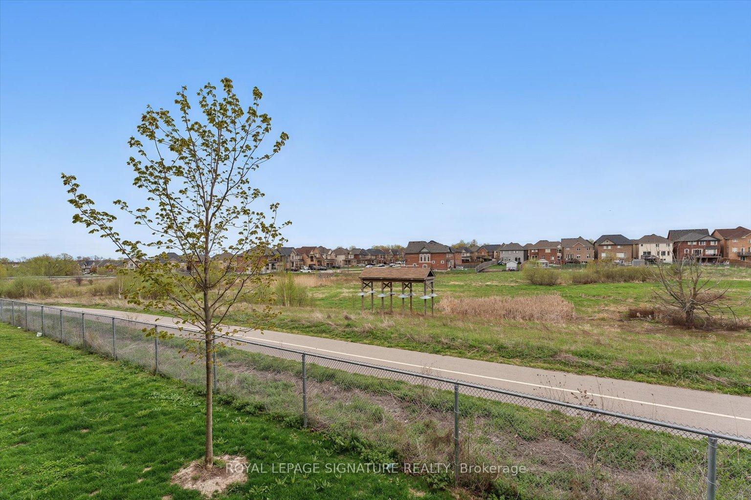 Photo 40 of Unit 30, 2504 Bromus Path, Oshawa, Windfields — HOMEH
