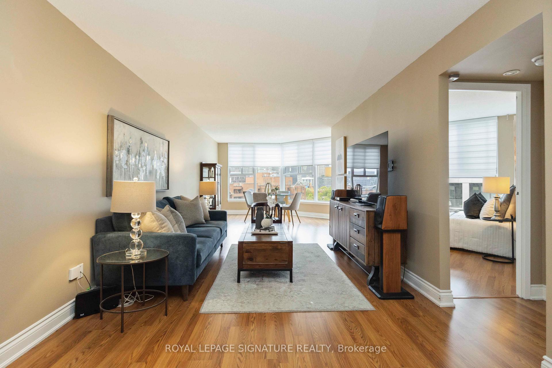 Photo 4 of Unit 1007, 222 The Esplanade, Toronto, Waterfront Communities — HOMEH