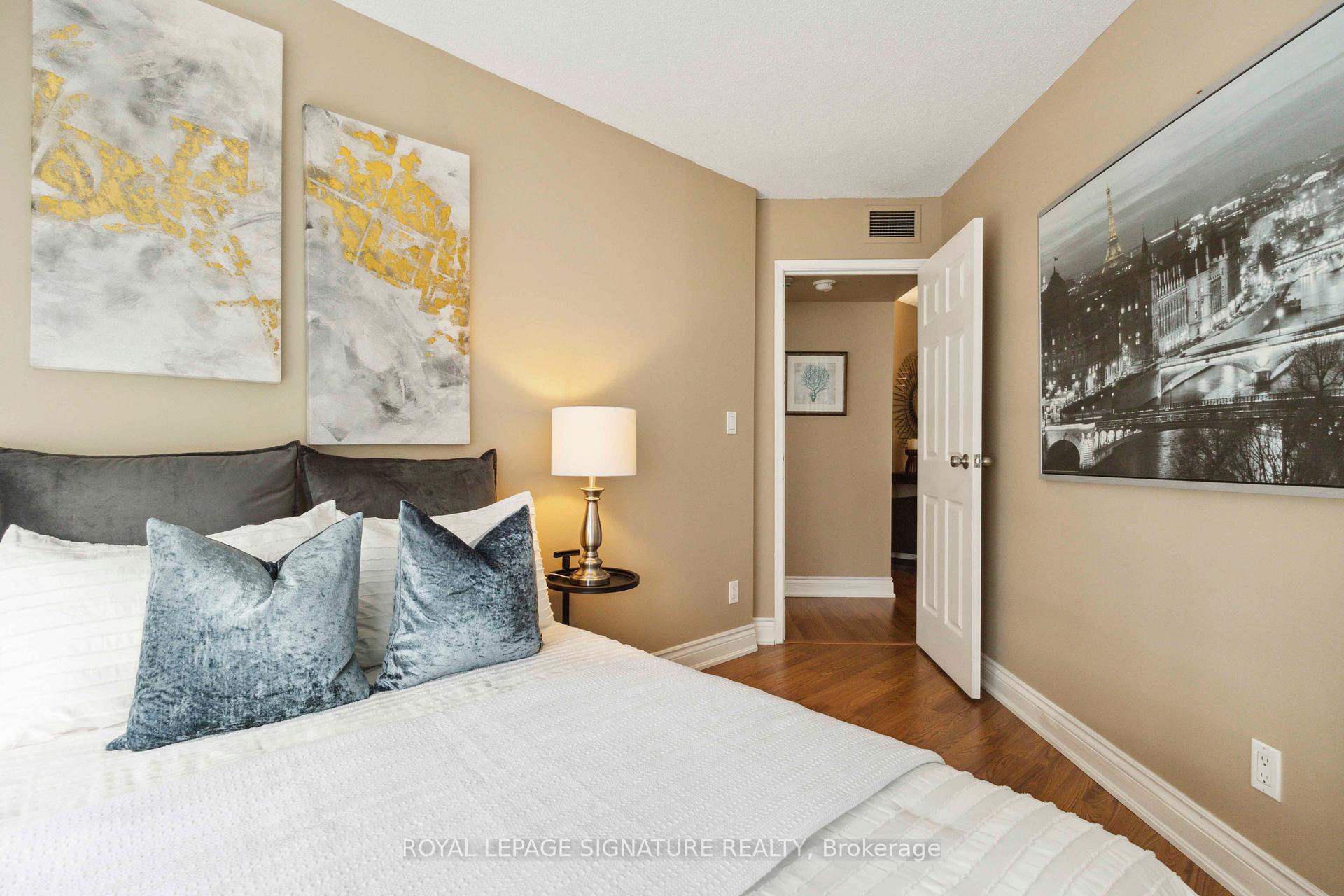 Photo 16 of Unit 1007, 222 The Esplanade, Toronto, Waterfront Communities — HOMEH