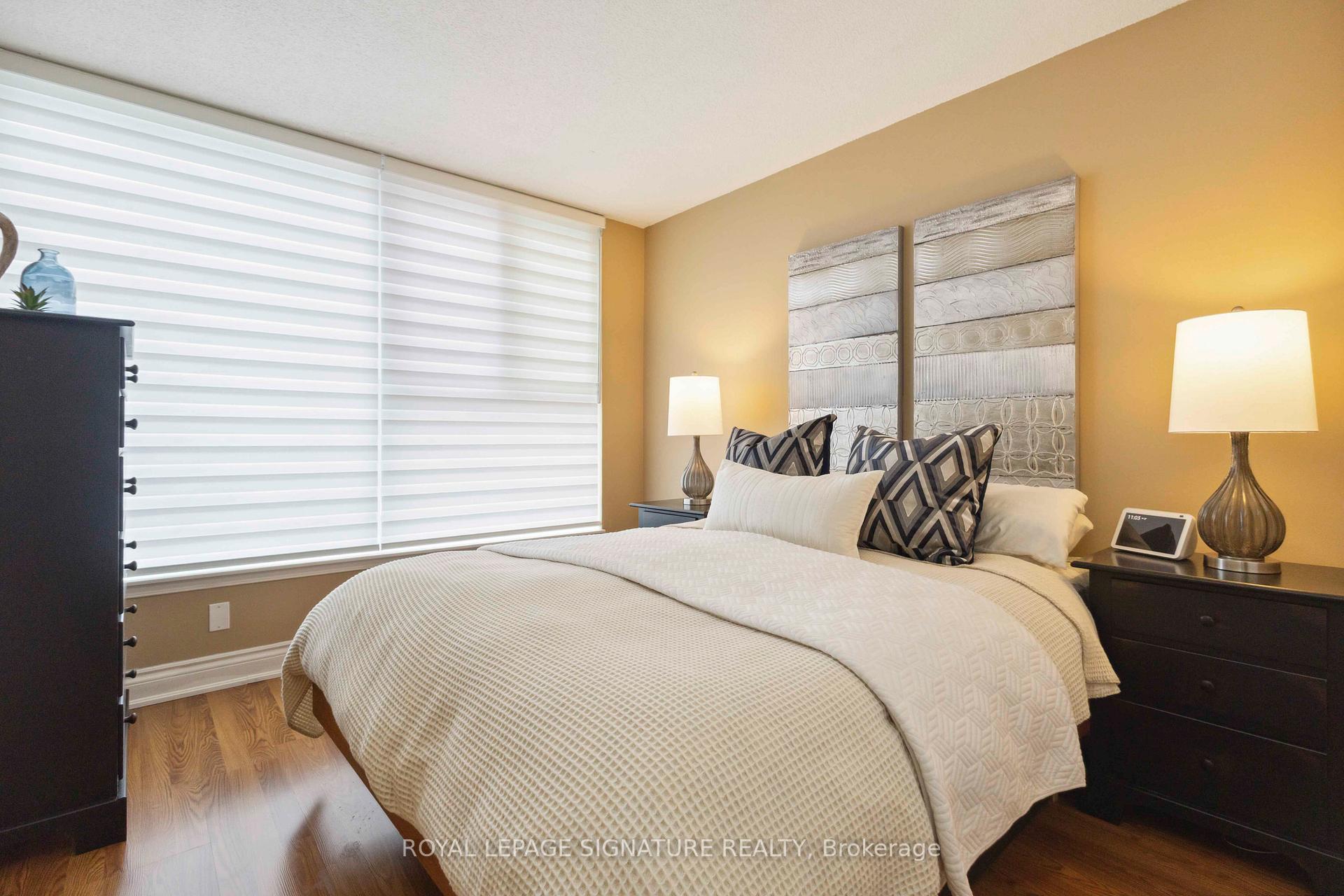 Photo 8 of Unit 1007, 222 The Esplanade, Toronto, Waterfront Communities — HOMEH